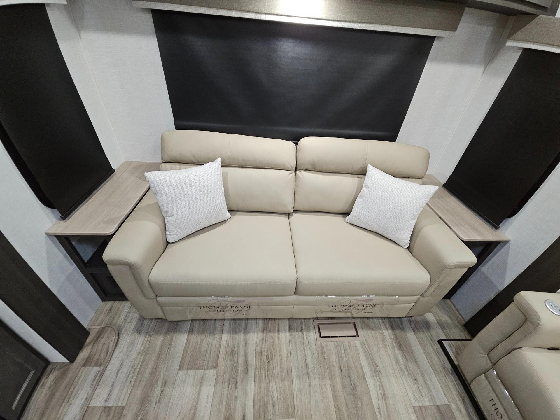 2025 Venture RV 2025 Venture RV SportTrek Touring Edition - thumbnail 16