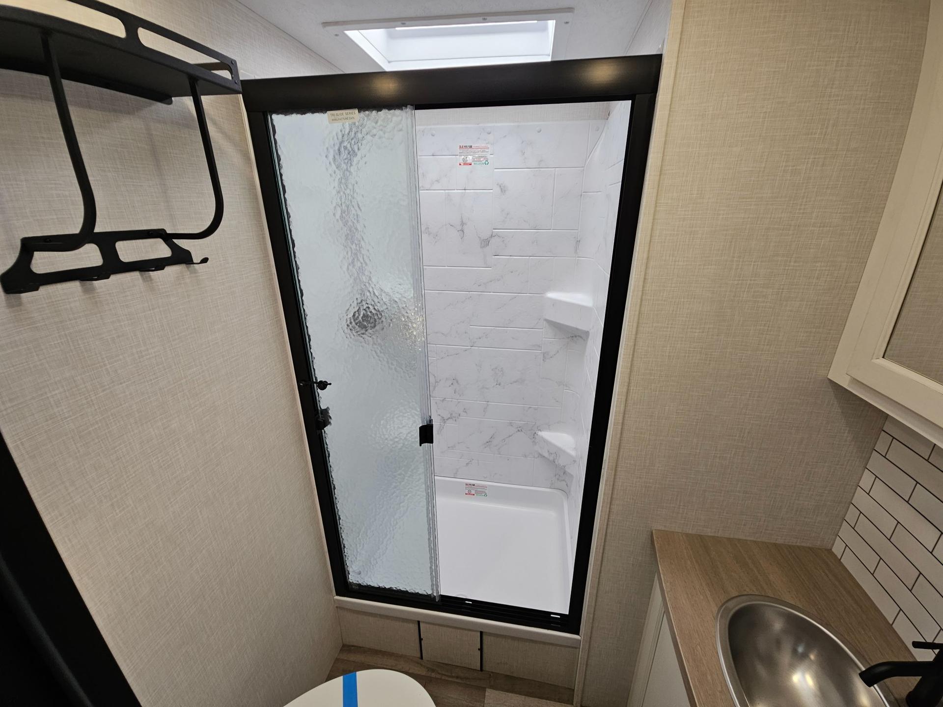 2025 Venture RV 2025 Venture RV SportTrek Touring Edition - thumbnail 27