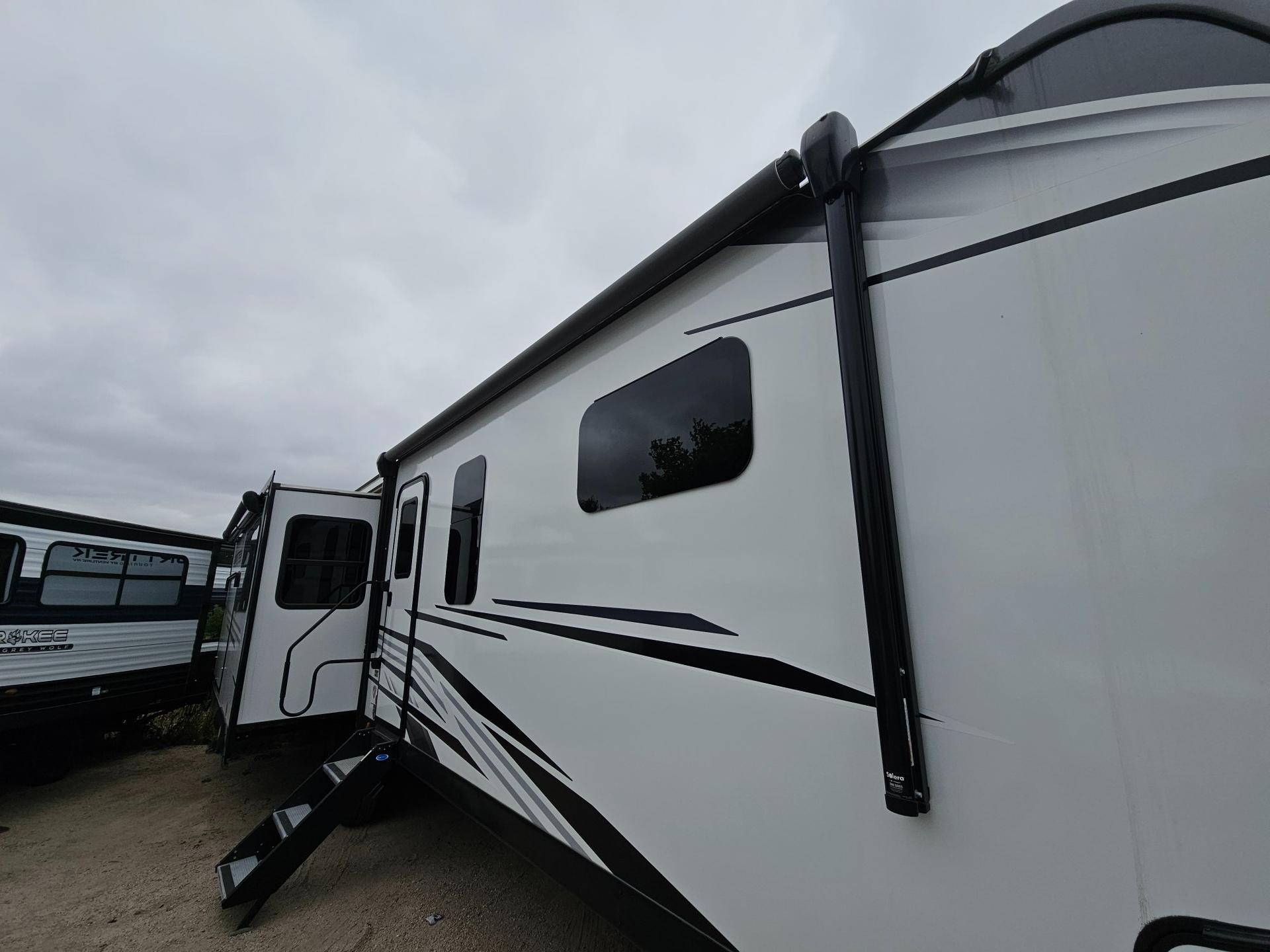 2025 Venture RV 2025 Venture RV SportTrek Touring Edition - thumbnail 45