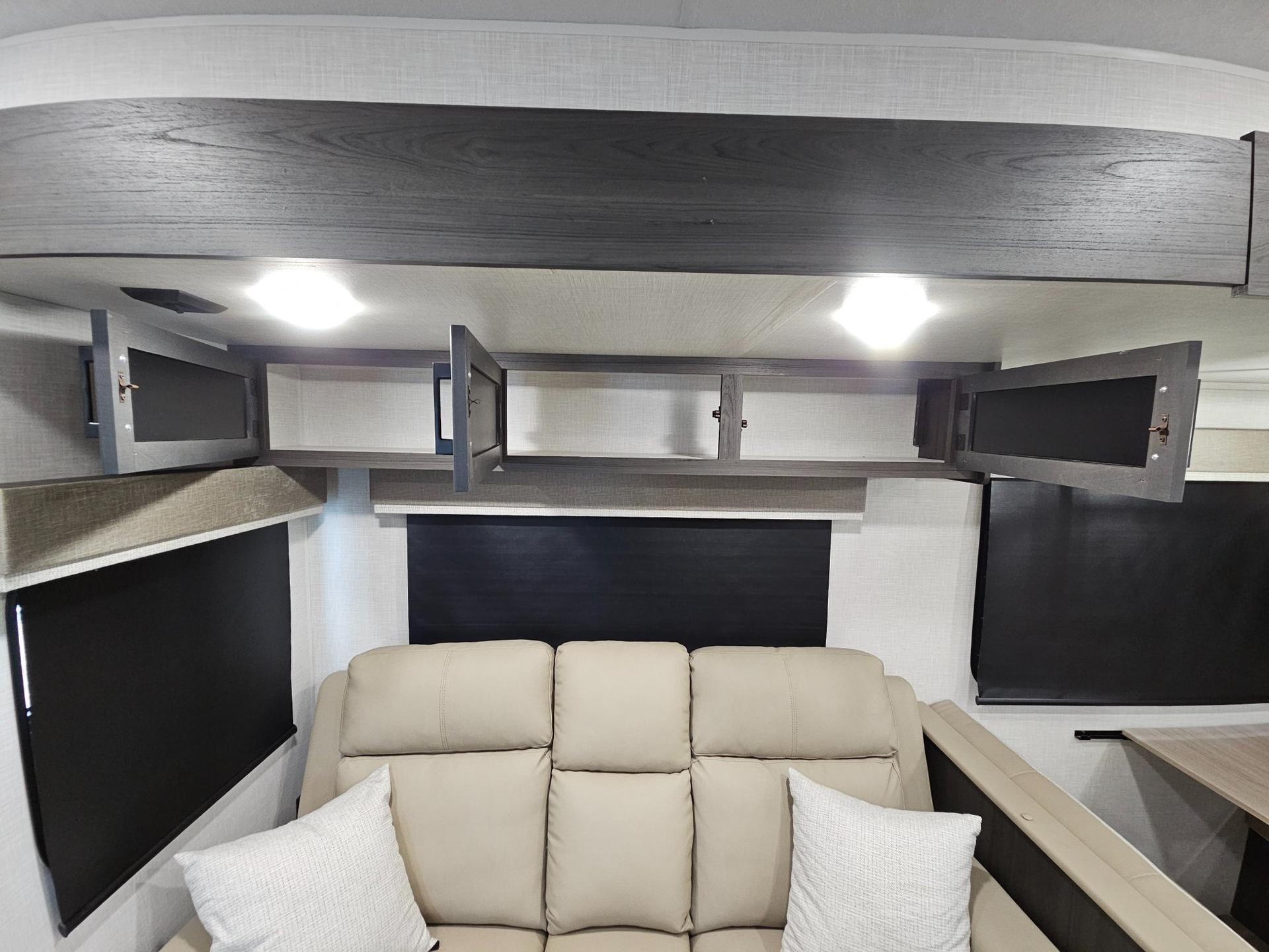 2025 Venture RV 2025 Venture RV SportTrek Touring Edition - thumbnail 21