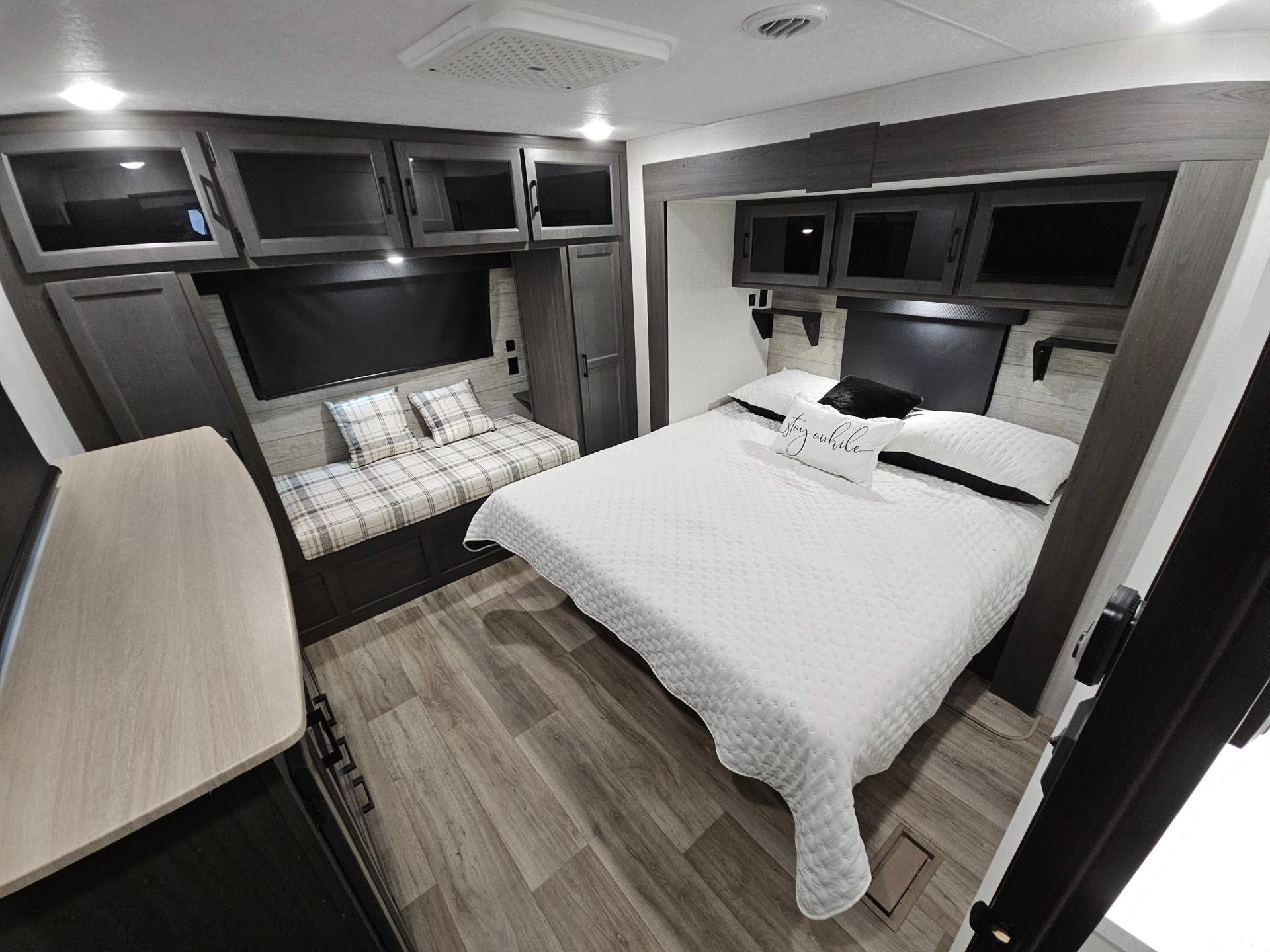2025 Venture RV 2025 Venture RV SportTrek Touring Edition - thumbnail 48