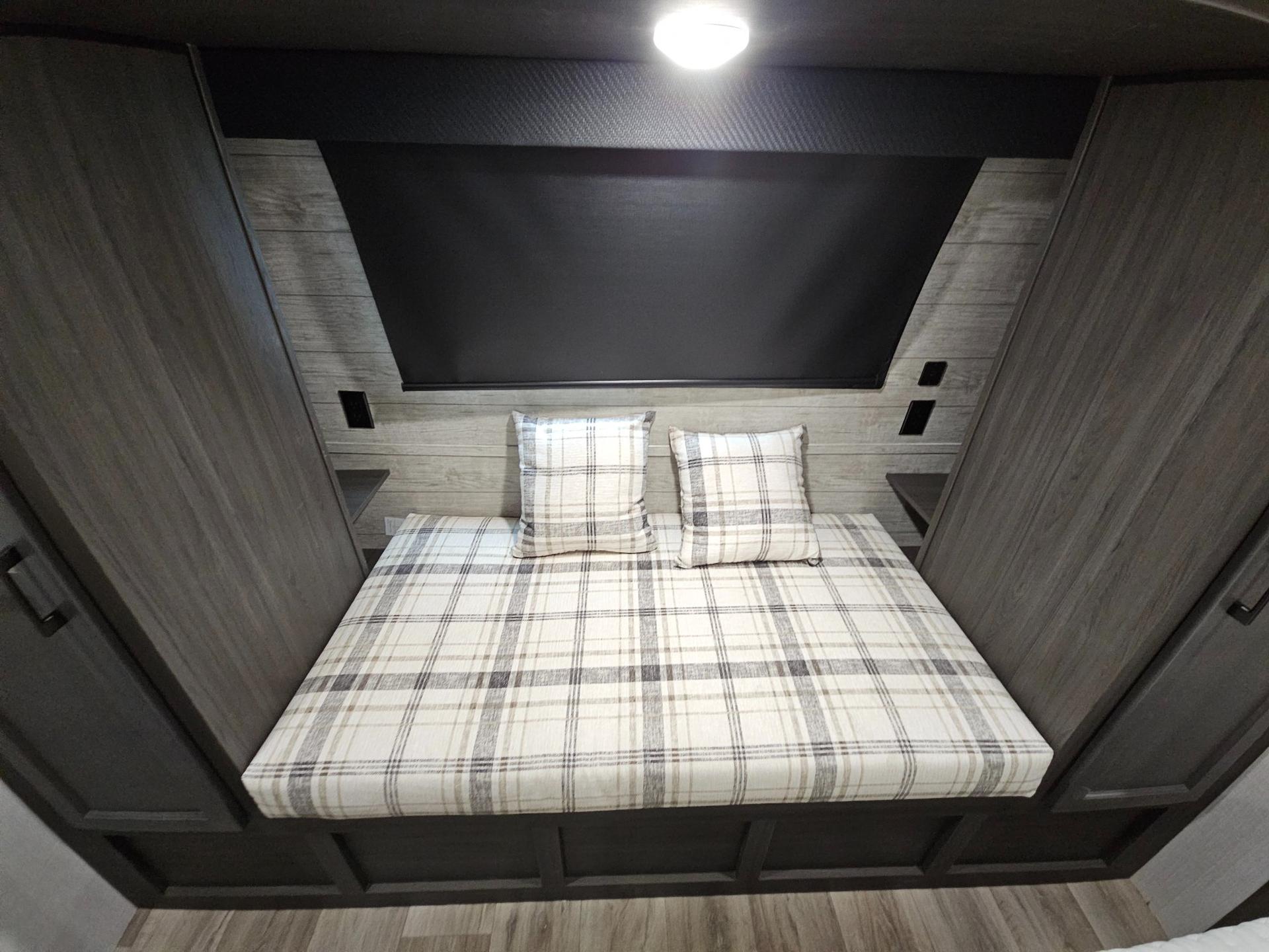2025 Venture RV 2025 Venture RV SportTrek Touring Edition - thumbnail 54