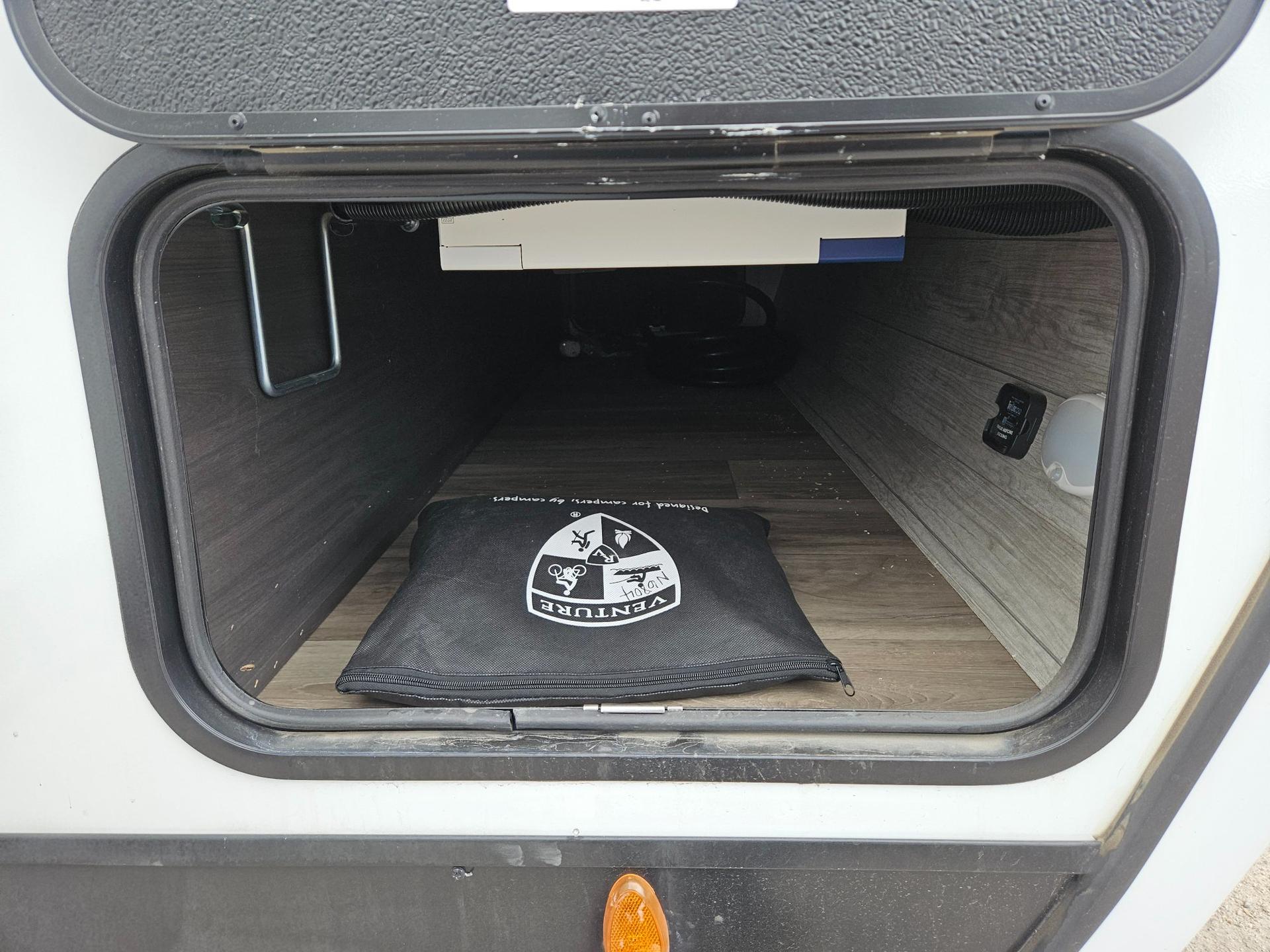 2025 Venture RV 2025 Venture RV SportTrek Touring Edition - thumbnail 61