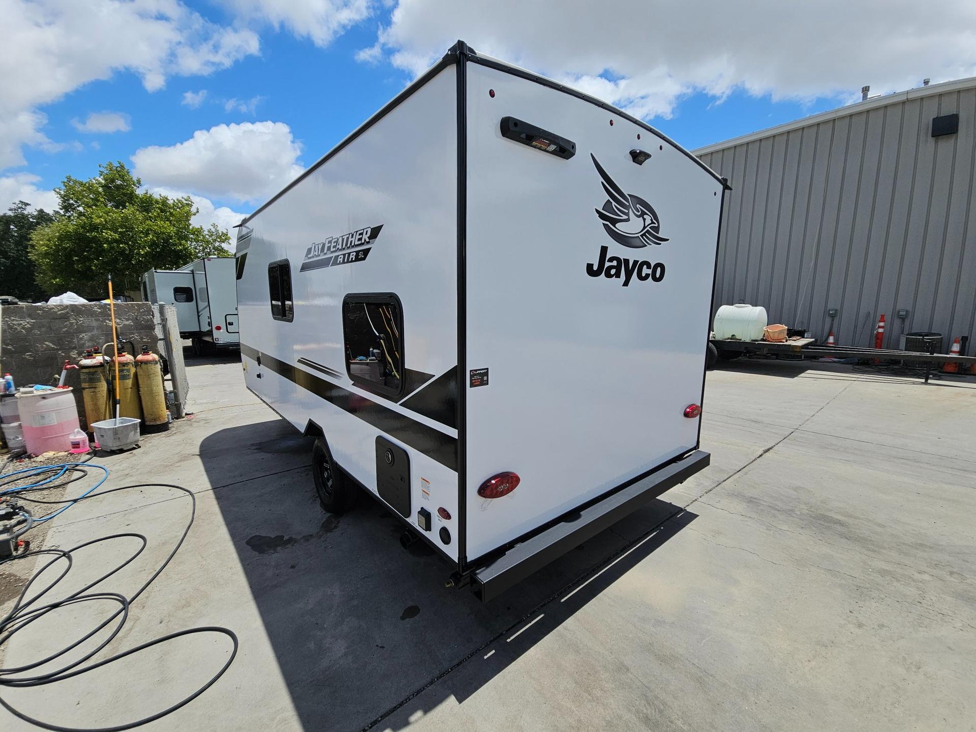 2026 Jayco 2026 Jayco Jay Feather SL - thumbnail 4
