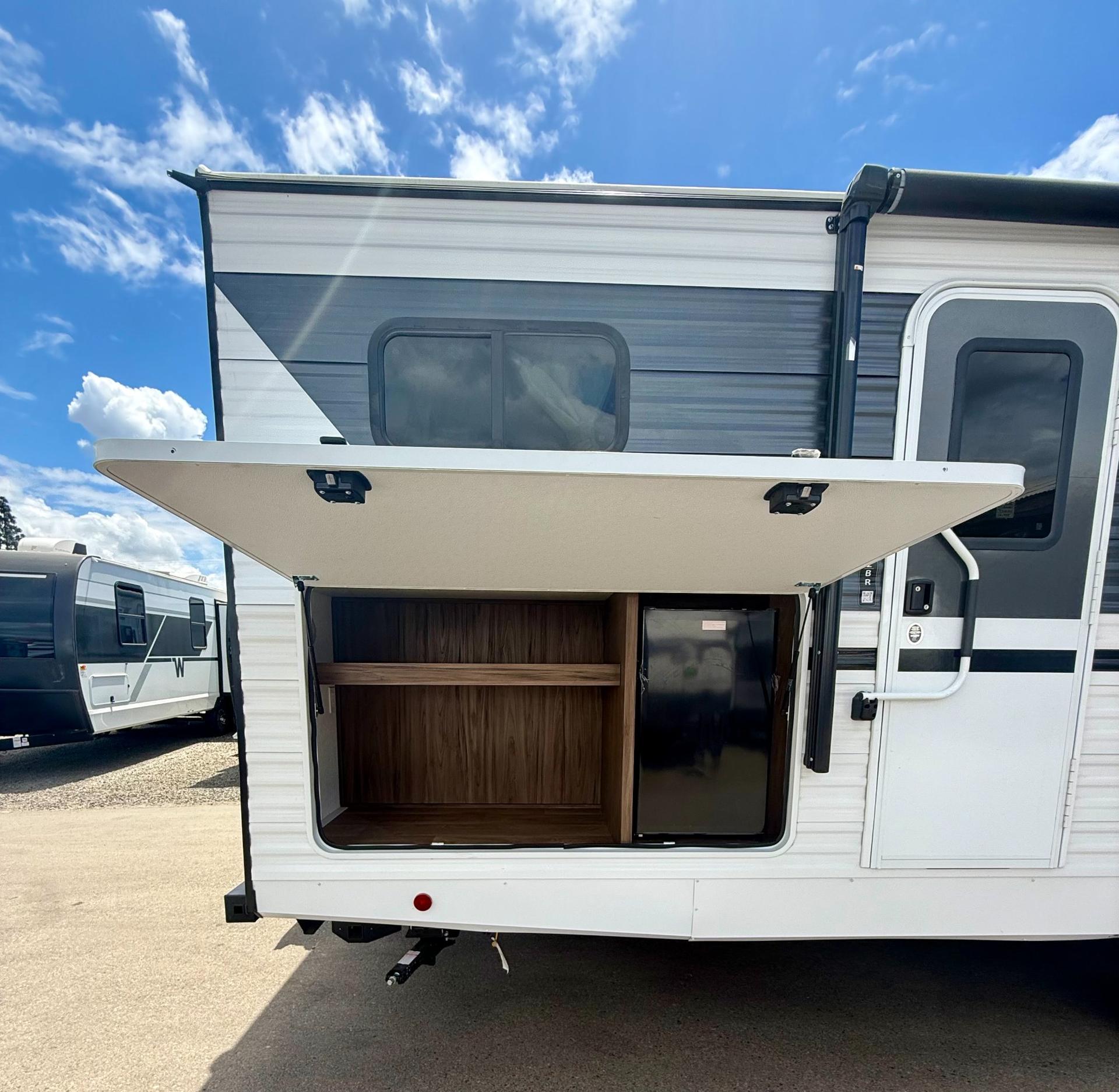2026 Winnebago 2026 Winnebago Access - thumbnail 9