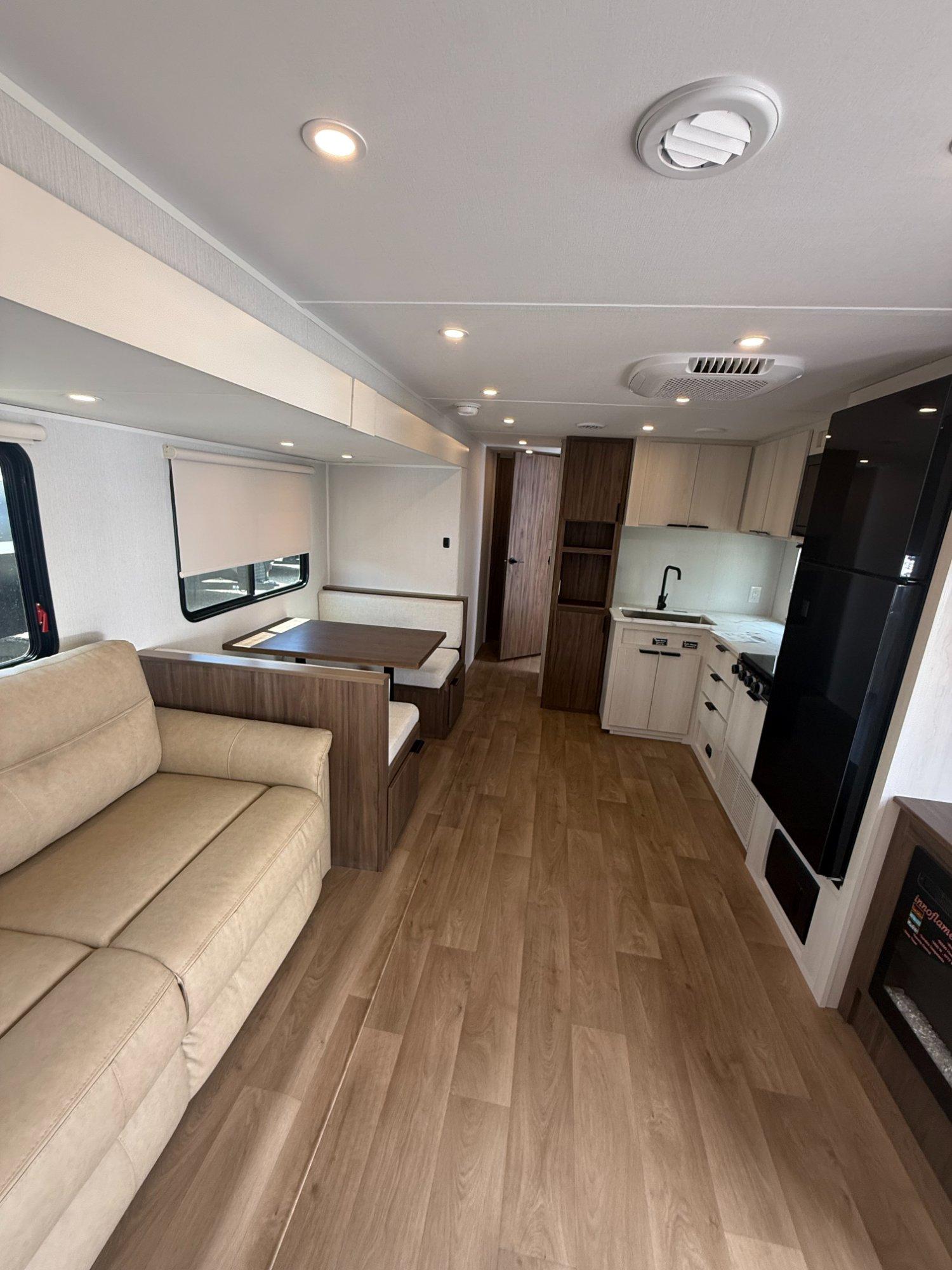 2026 Winnebago 2026 Winnebago Access - thumbnail 16
