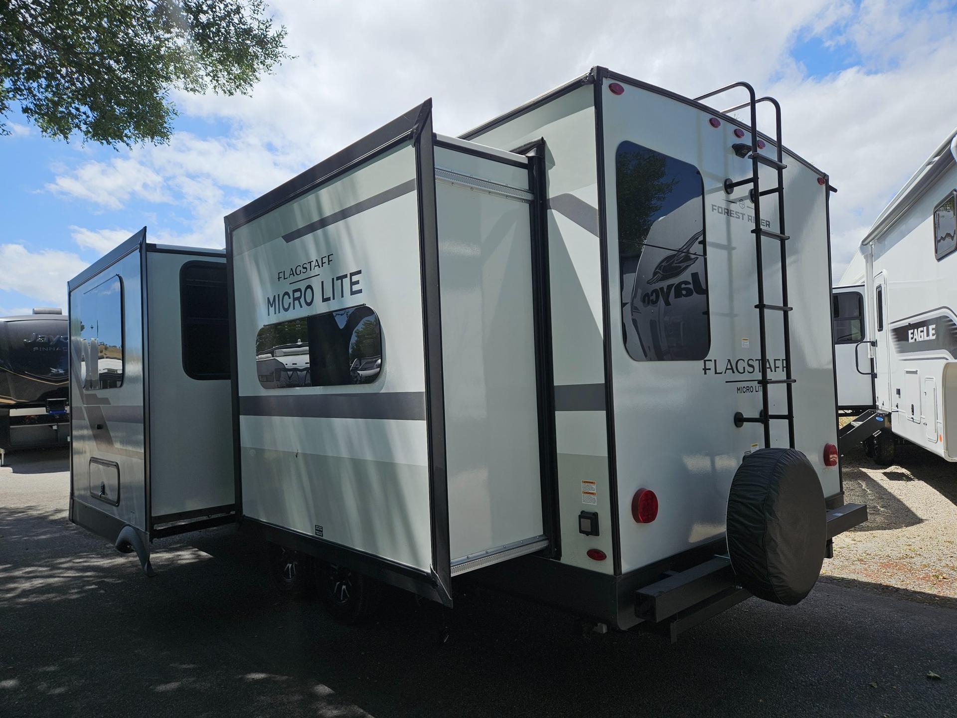 2026 Forest River RV 2026 Forest River RV Flagstaff Micro Lite - thumbnail 3