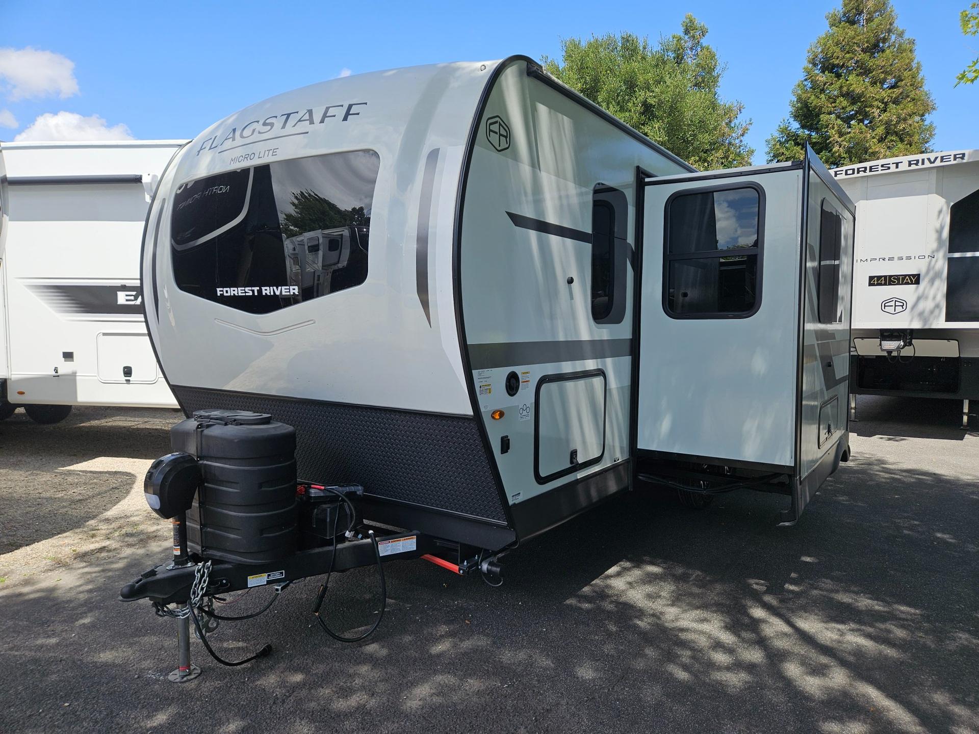 2026 Forest River RV 2026 Forest River RV Flagstaff Micro Lite - thumbnail 4