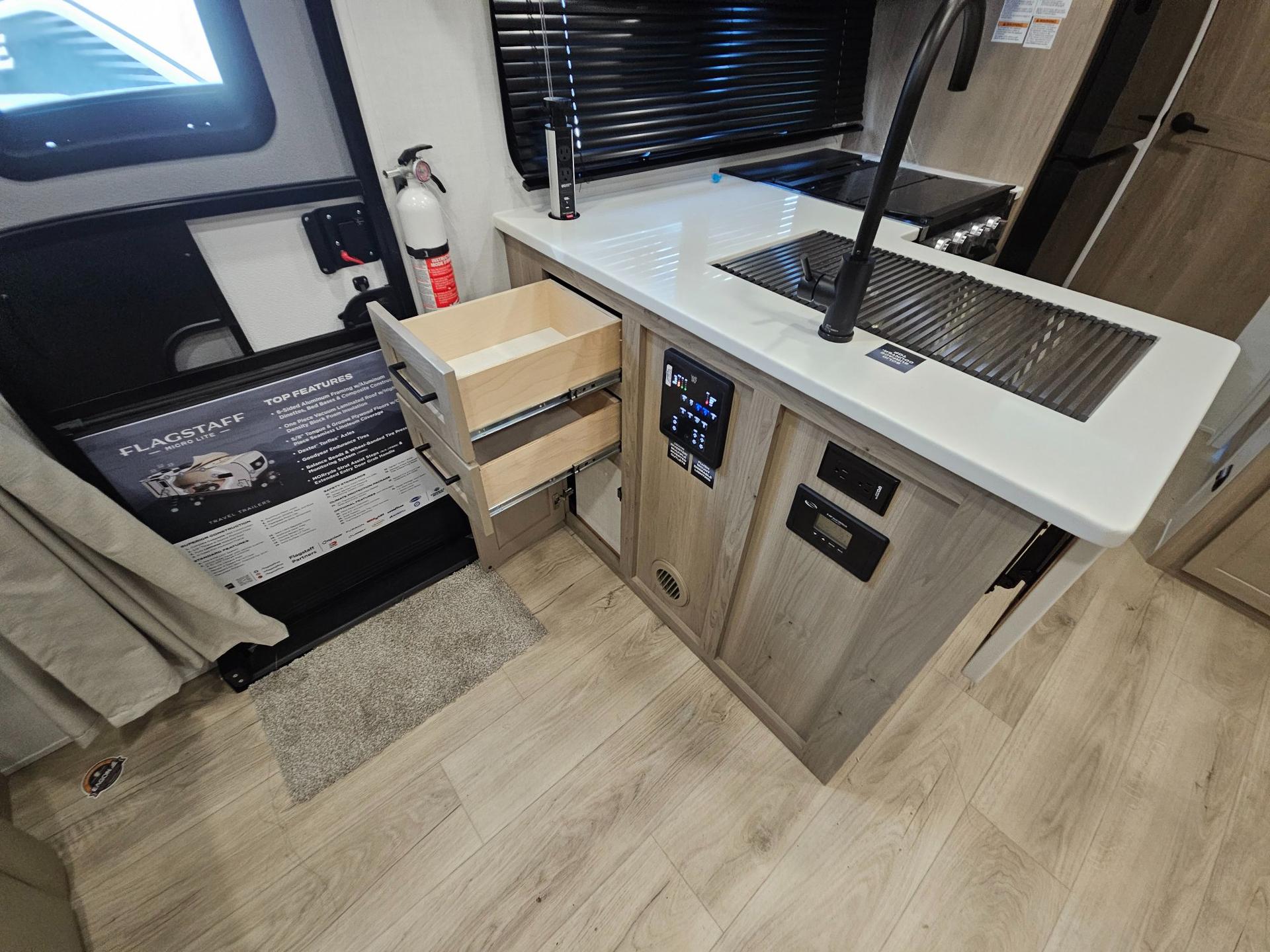 2026 Forest River RV 2026 Forest River RV Flagstaff Micro Lite - thumbnail 18