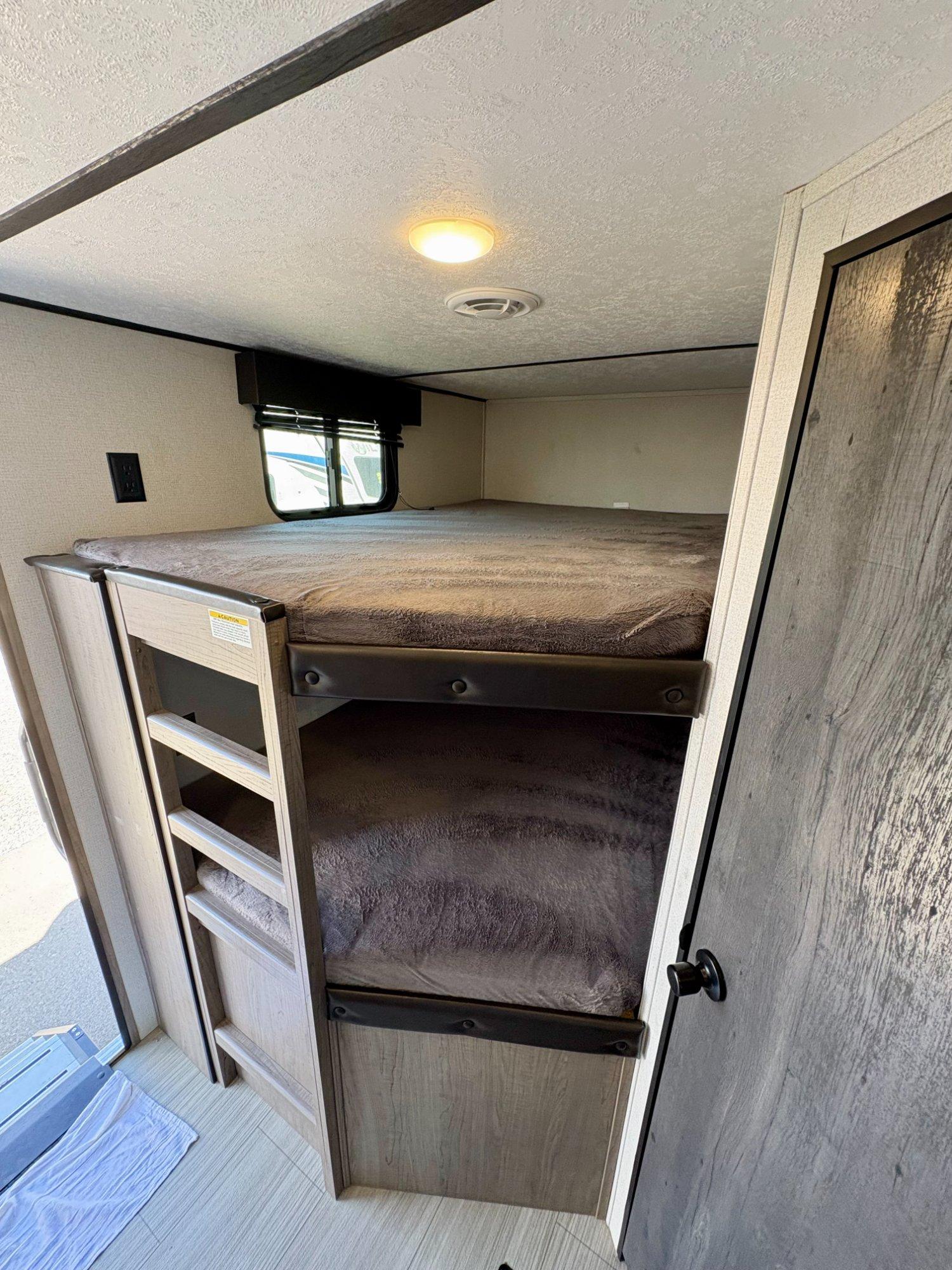 2021 Keystone RV 2021 Keystone RV Hideout - thumbnail 13