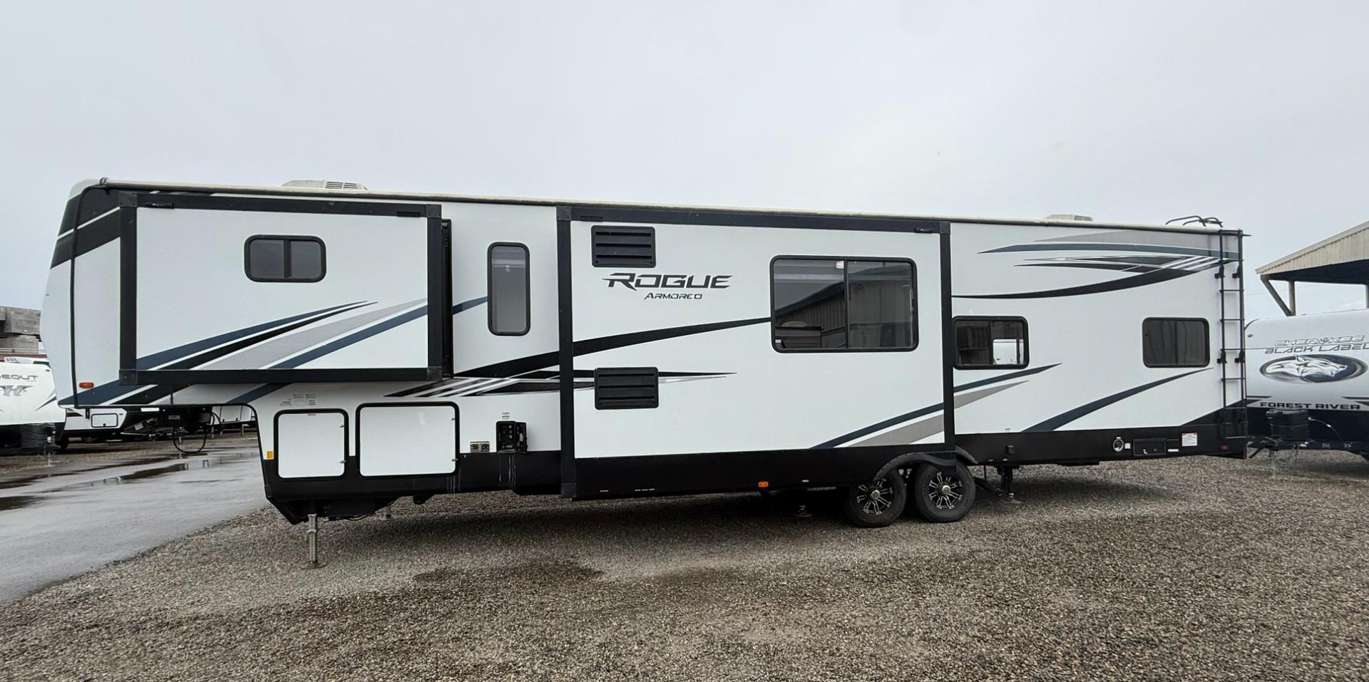 2021 Forest River RV 2021 Forest River RV Rogue Armor - thumbnail 4