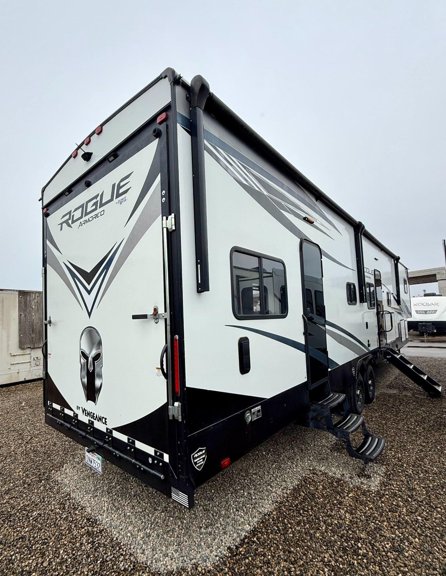 2021 Forest River RV 2021 Forest River RV Rogue Armor - thumbnail 6