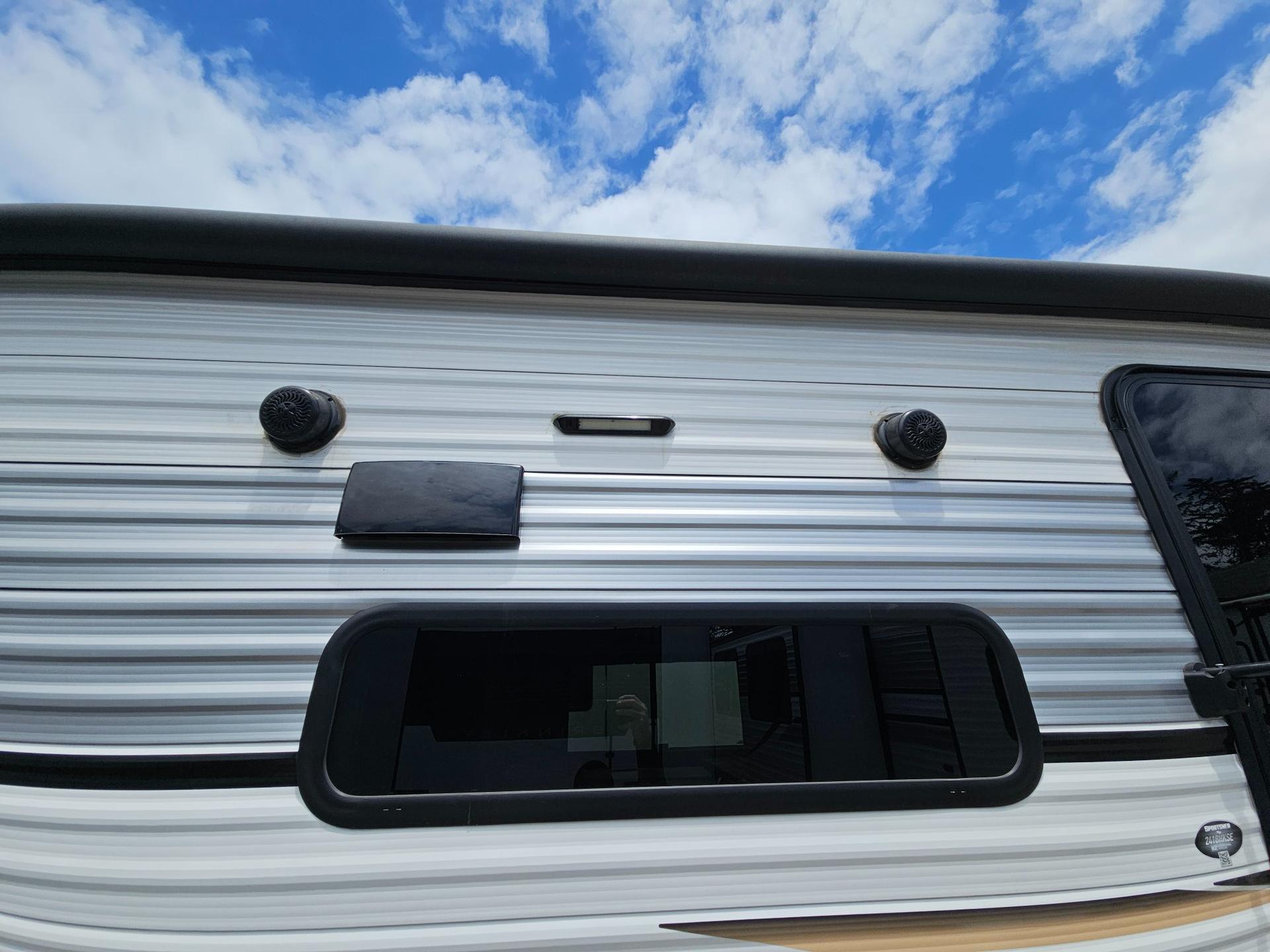 2025 KZ RV 2025 KZ RV Sportsmen SE - thumbnail 45