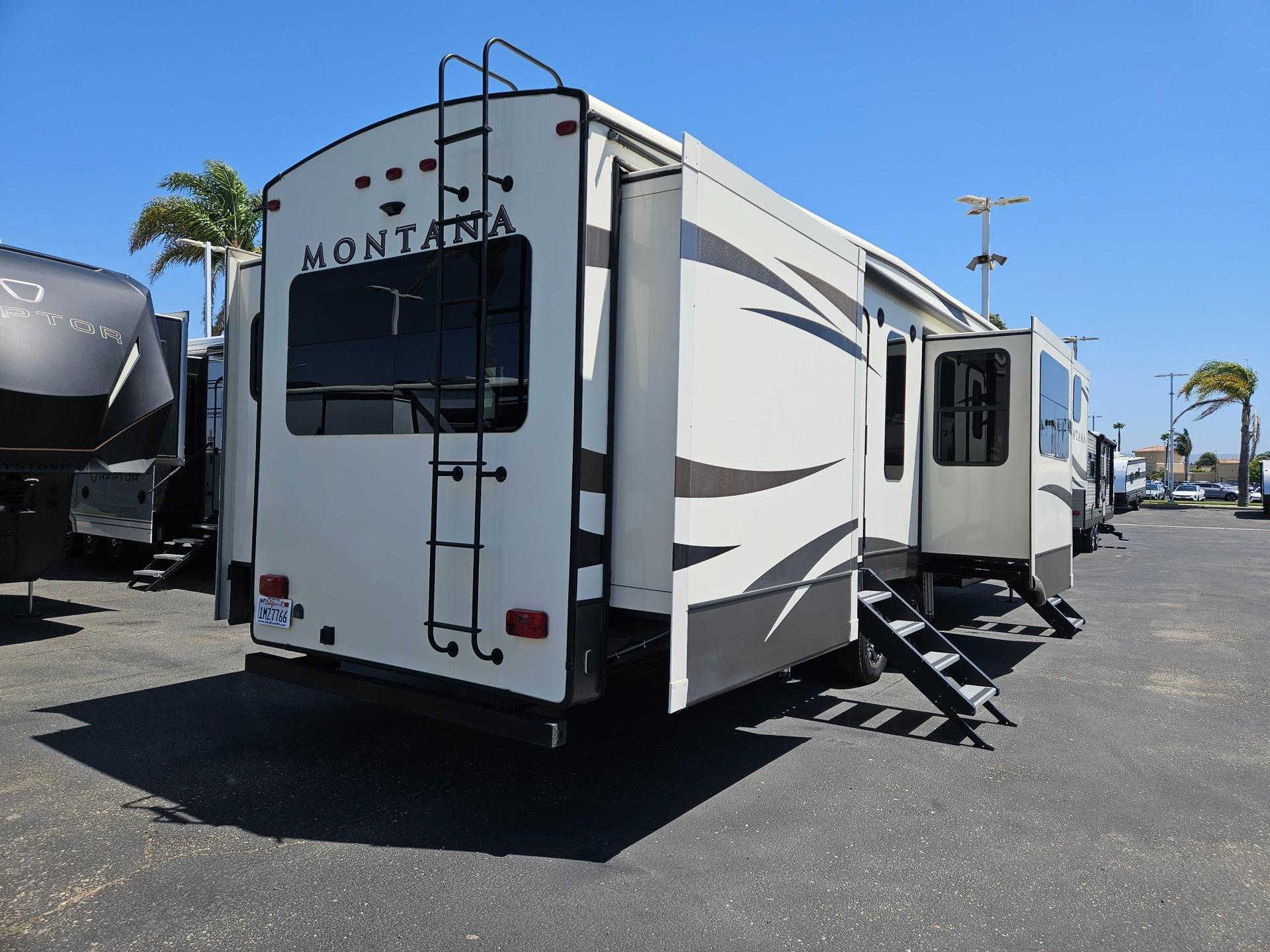 2018 Keystone RV 2018 Keystone RV Montana - thumbnail 2