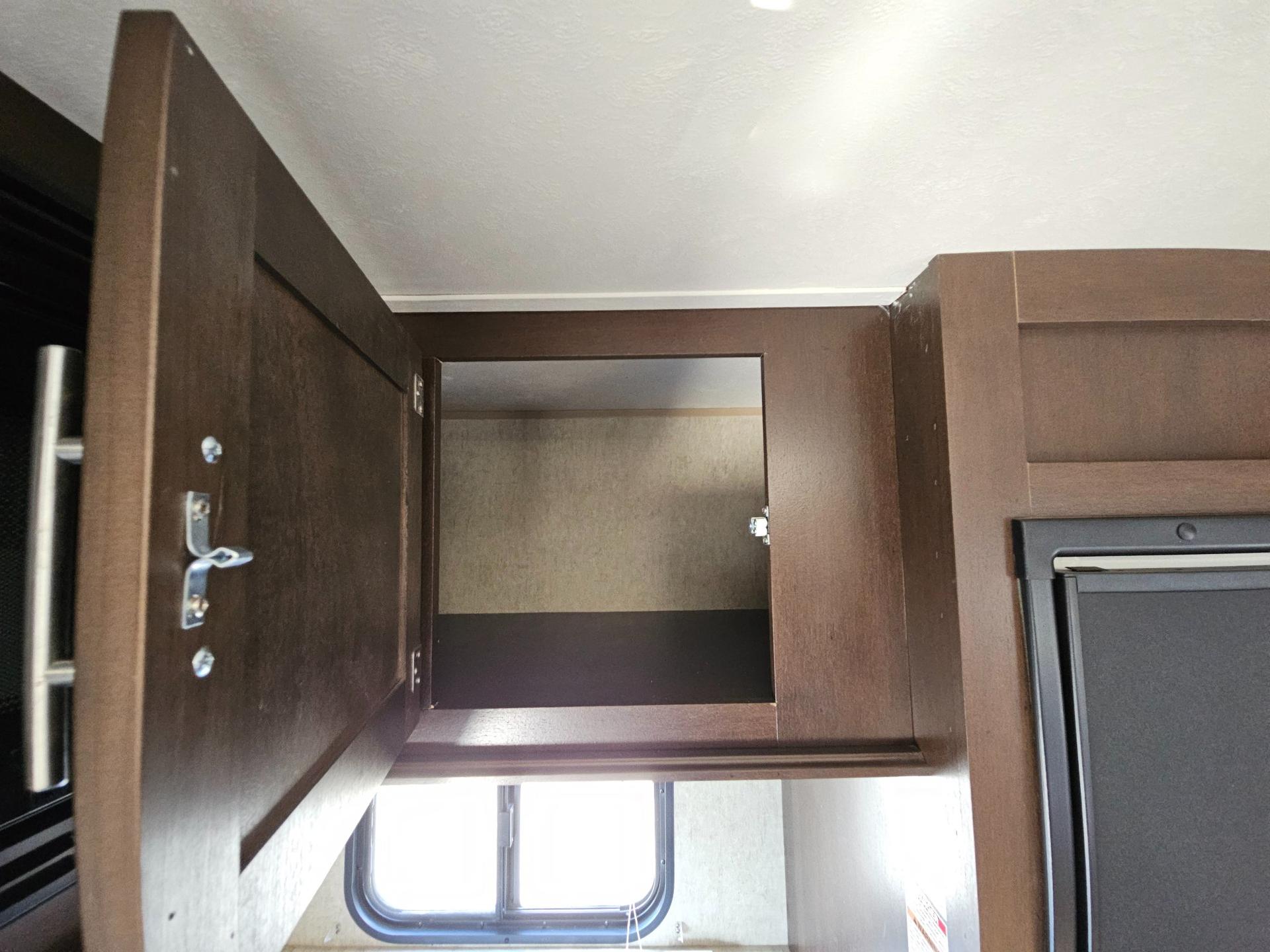 2017 Forest River RV 2017 Forest River RV Cherokee Limited - thumbnail 13