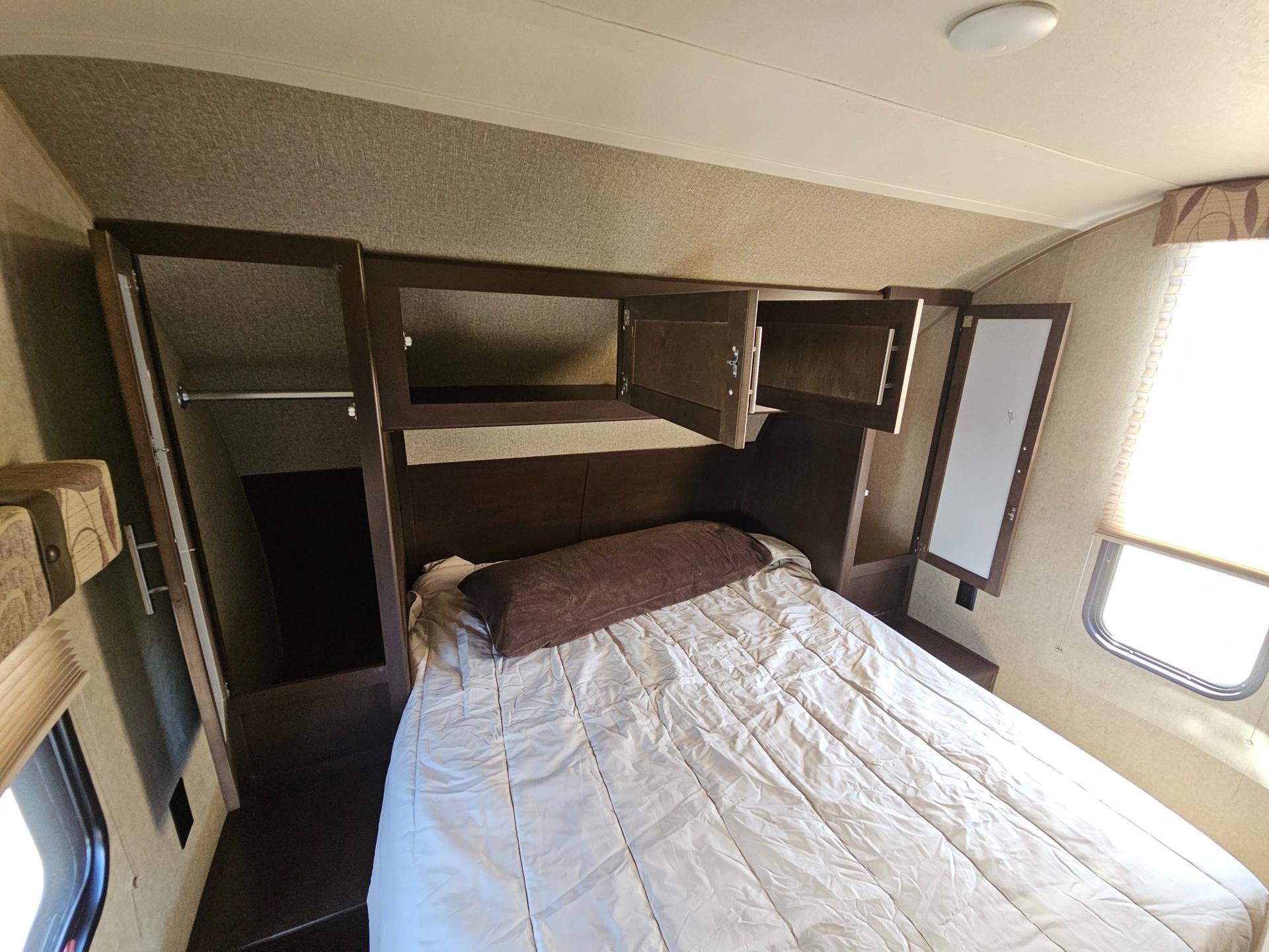 2017 Forest River RV 2017 Forest River RV Cherokee Limited - thumbnail 36