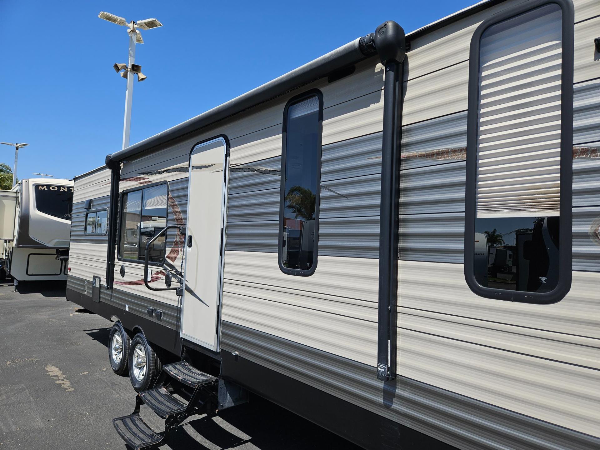 2017 Forest River RV 2017 Forest River RV Cherokee Limited - thumbnail 42
