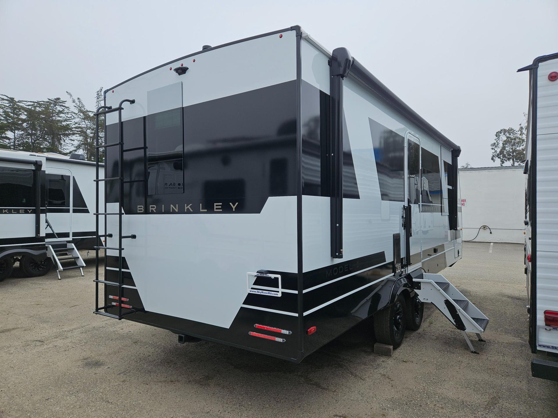 2026 Brinkley RV 2026 Brinkley RV Model I - thumbnail 3