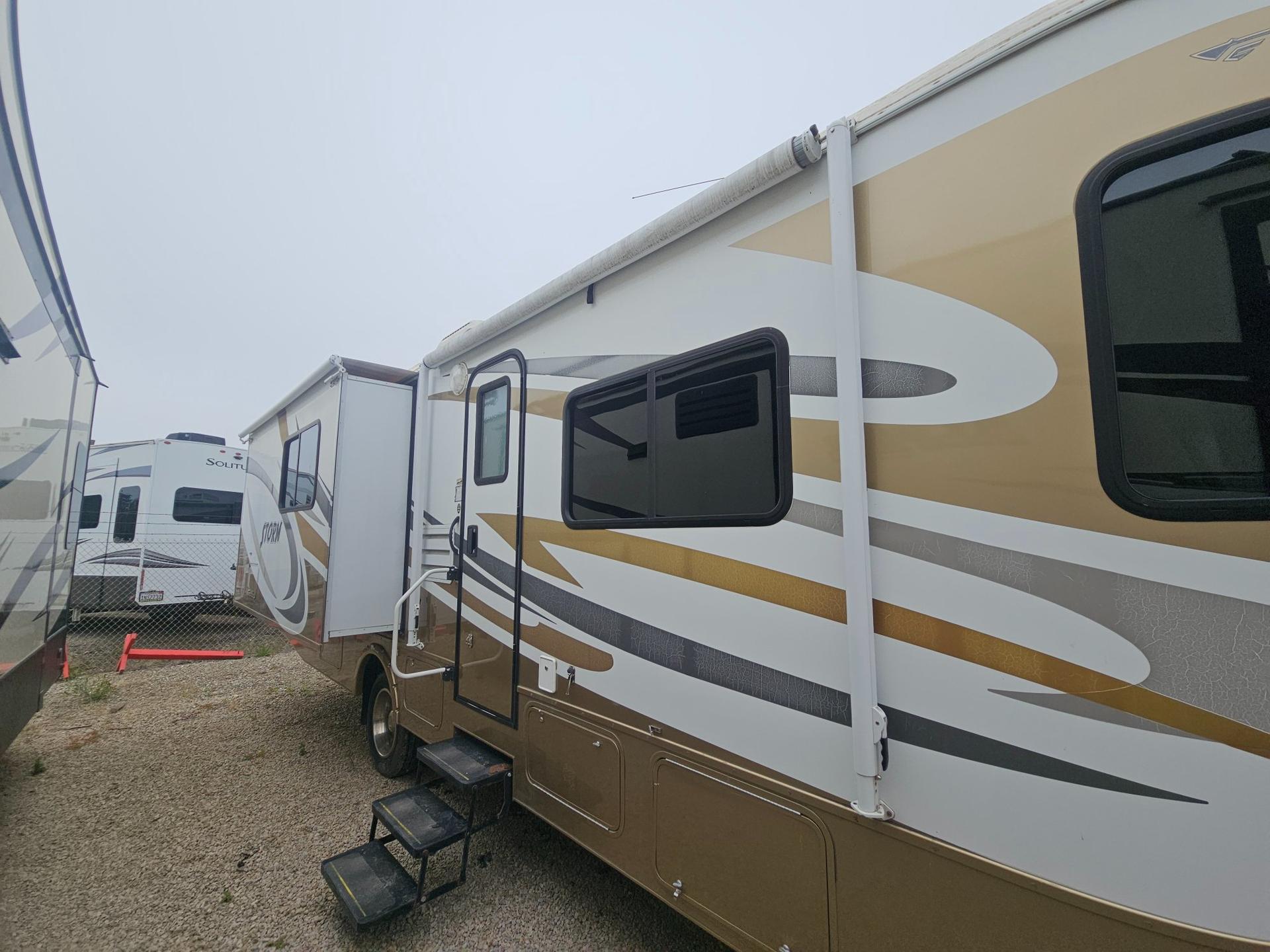 2012 Fleetwood RV 2012 Fleetwood RV Storm - thumbnail 28