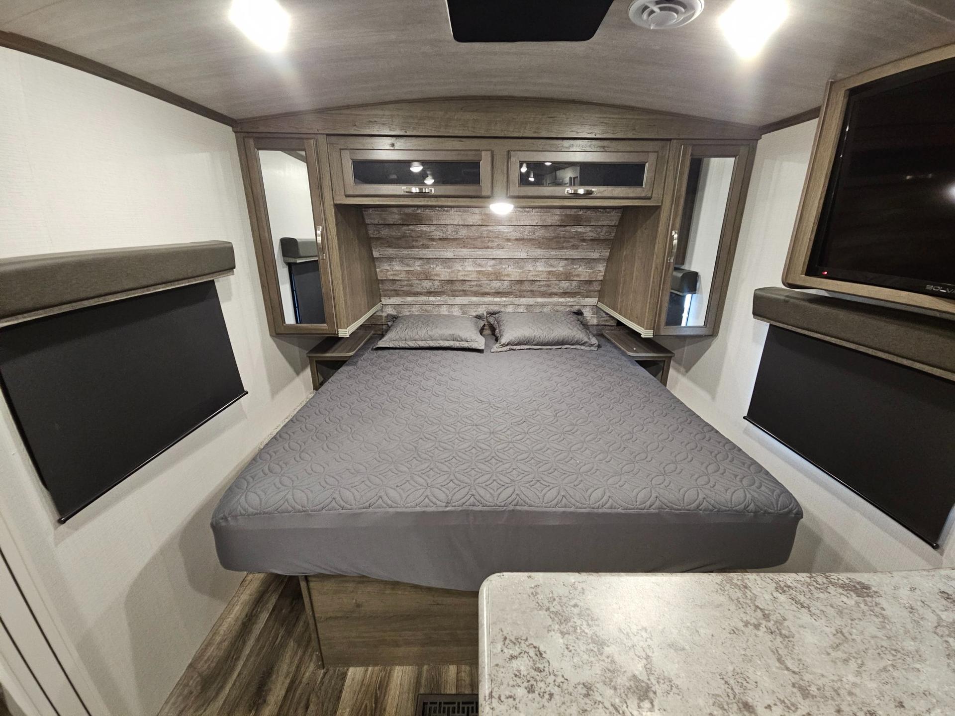 2022 Keystone RV 2022 Keystone RV Cougar - thumbnail 8
