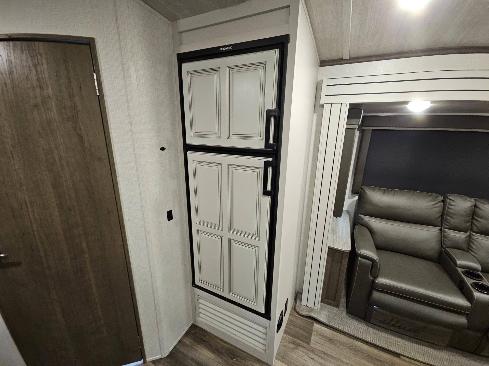 2022 Keystone RV 2022 Keystone RV Cougar - thumbnail 21