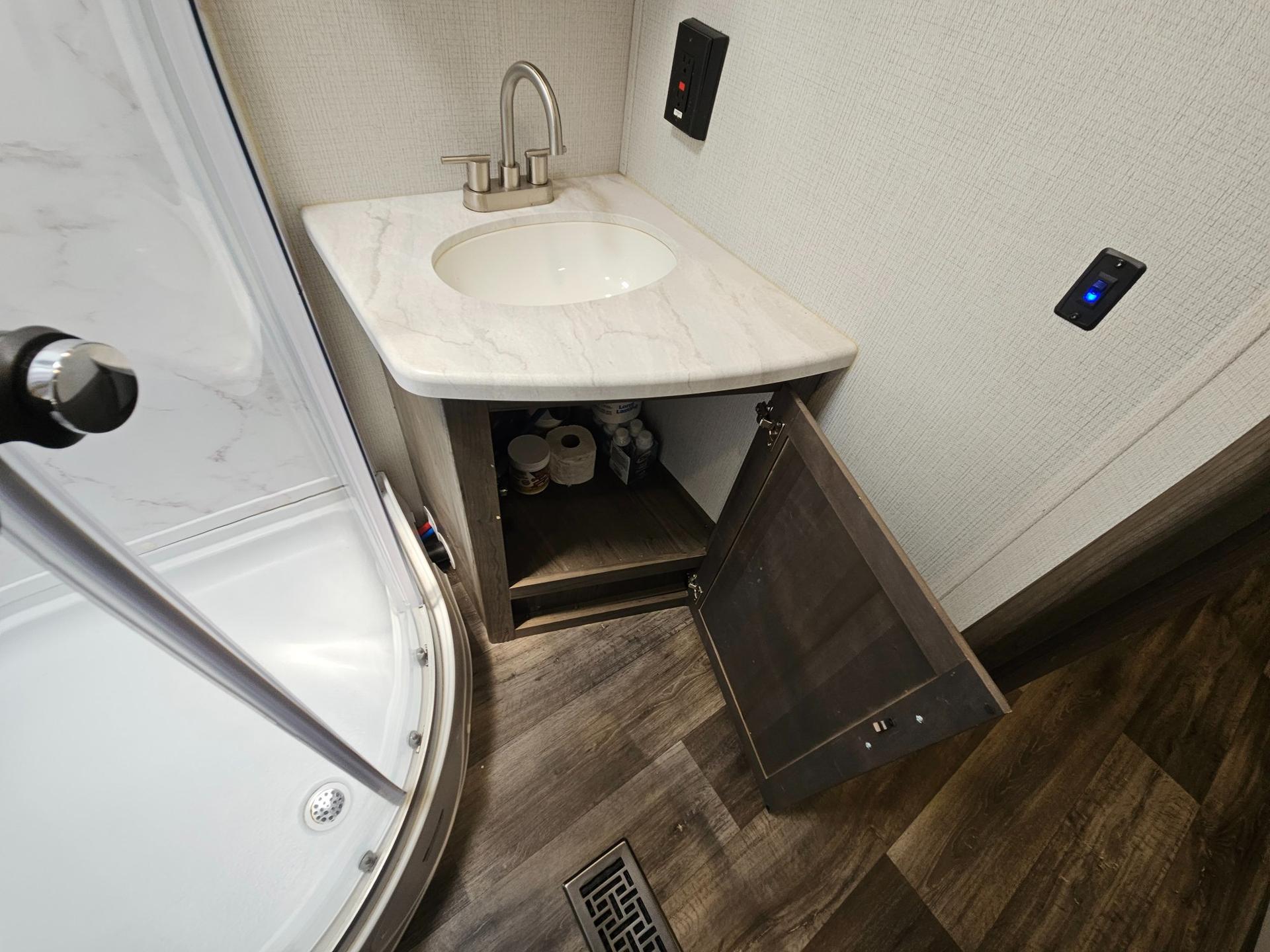 2022 Keystone RV 2022 Keystone RV Cougar - thumbnail 29