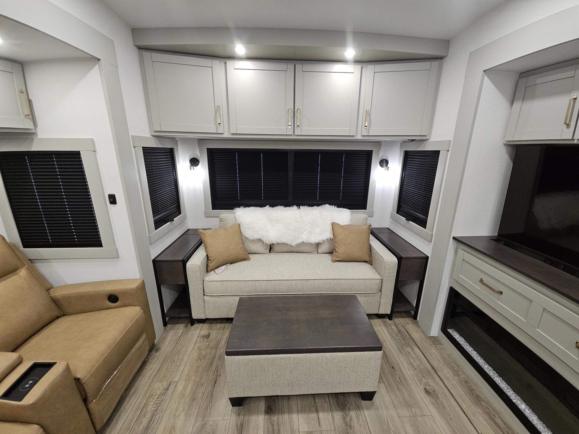 2026 Brinkley RV 2026 Brinkley RV Model Z - thumbnail 13