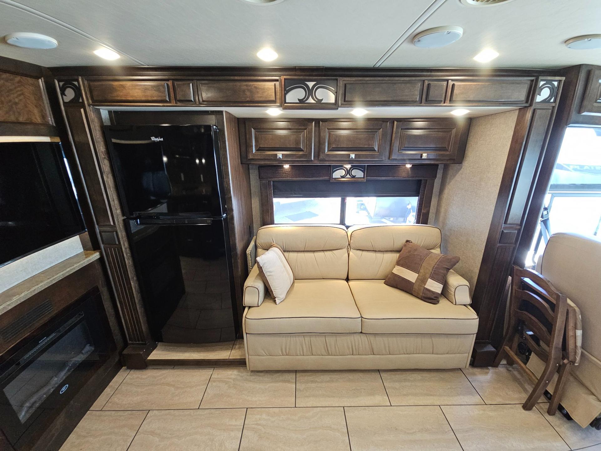 2017 Tiffin Motor Coach 2017 Tiffin Motor Coach Breeze - thumbnail 7
