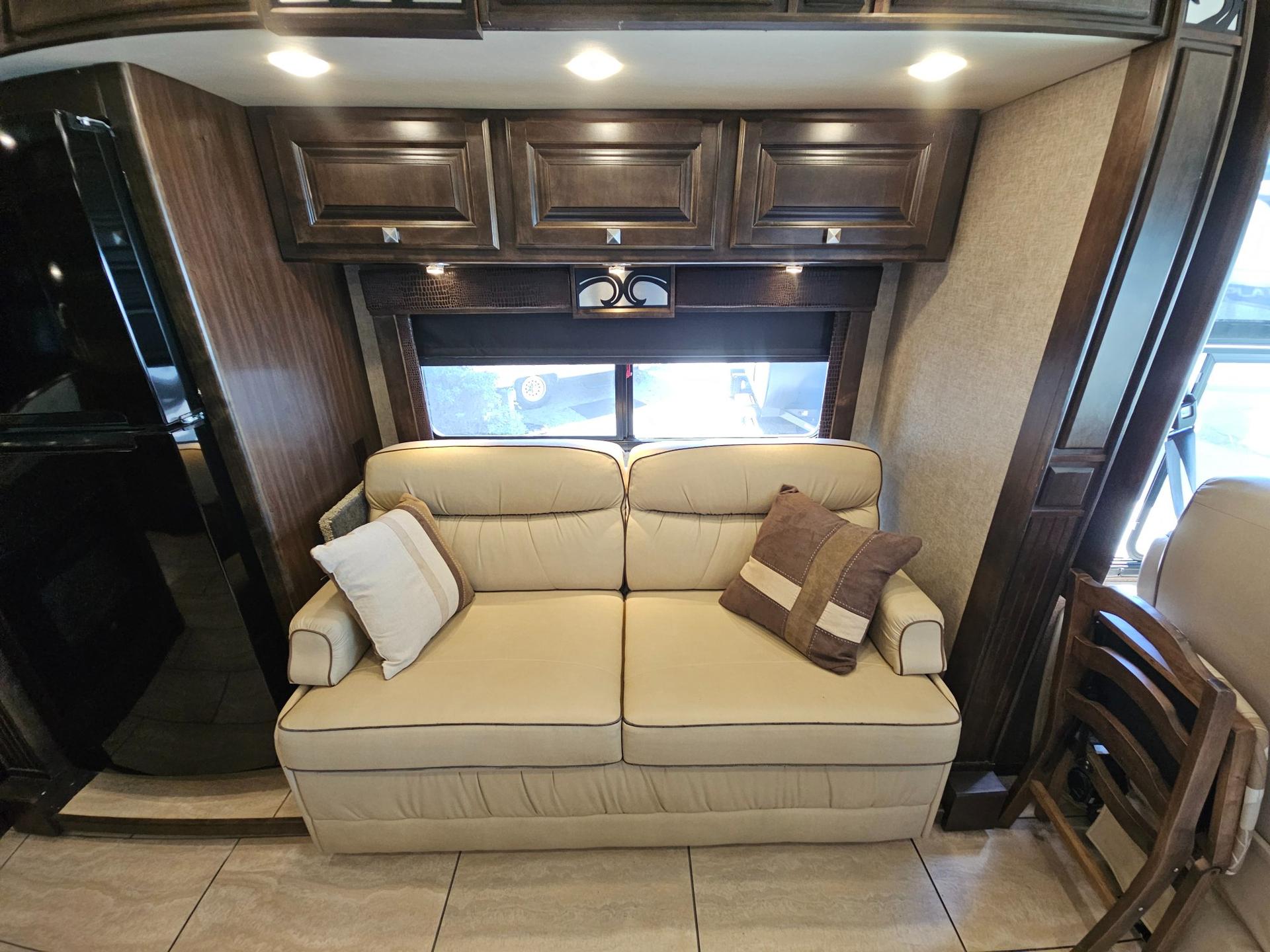 2017 Tiffin Motor Coach 2017 Tiffin Motor Coach Breeze - thumbnail 8