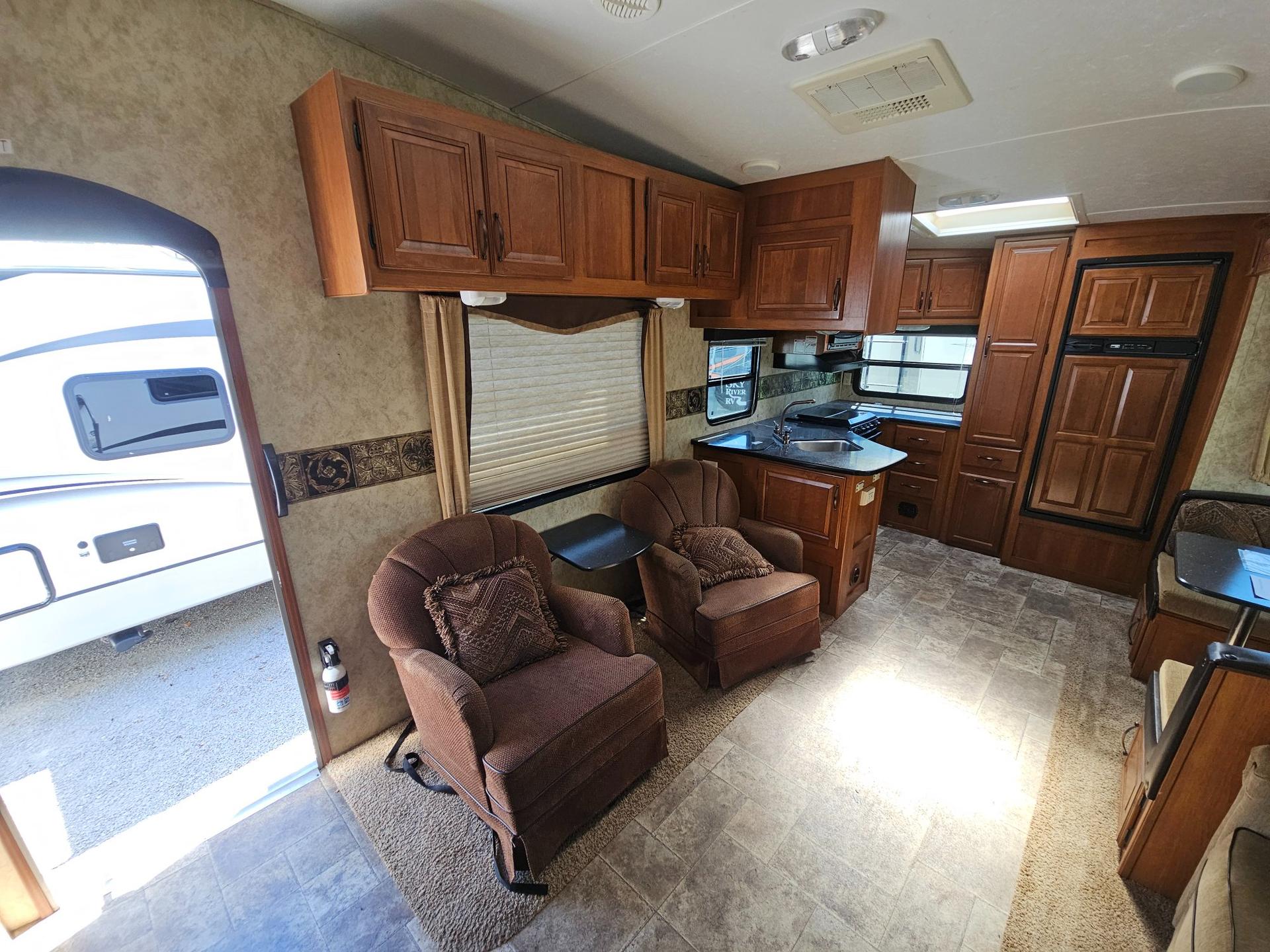 2012 Keystone RV 2012 Keystone RV Cougar High Country - thumbnail 6