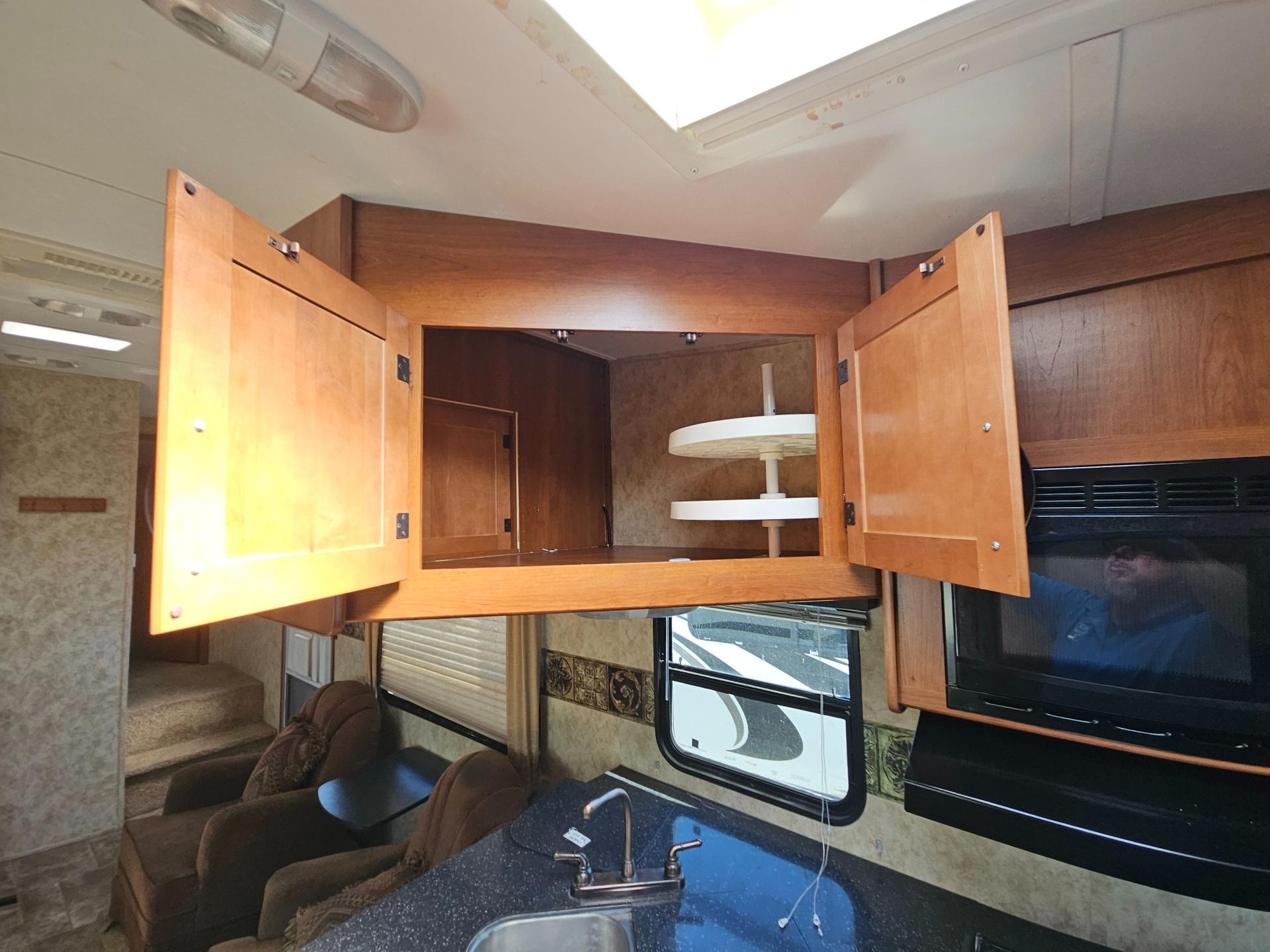 2012 Keystone RV 2012 Keystone RV Cougar High Country - thumbnail 12
