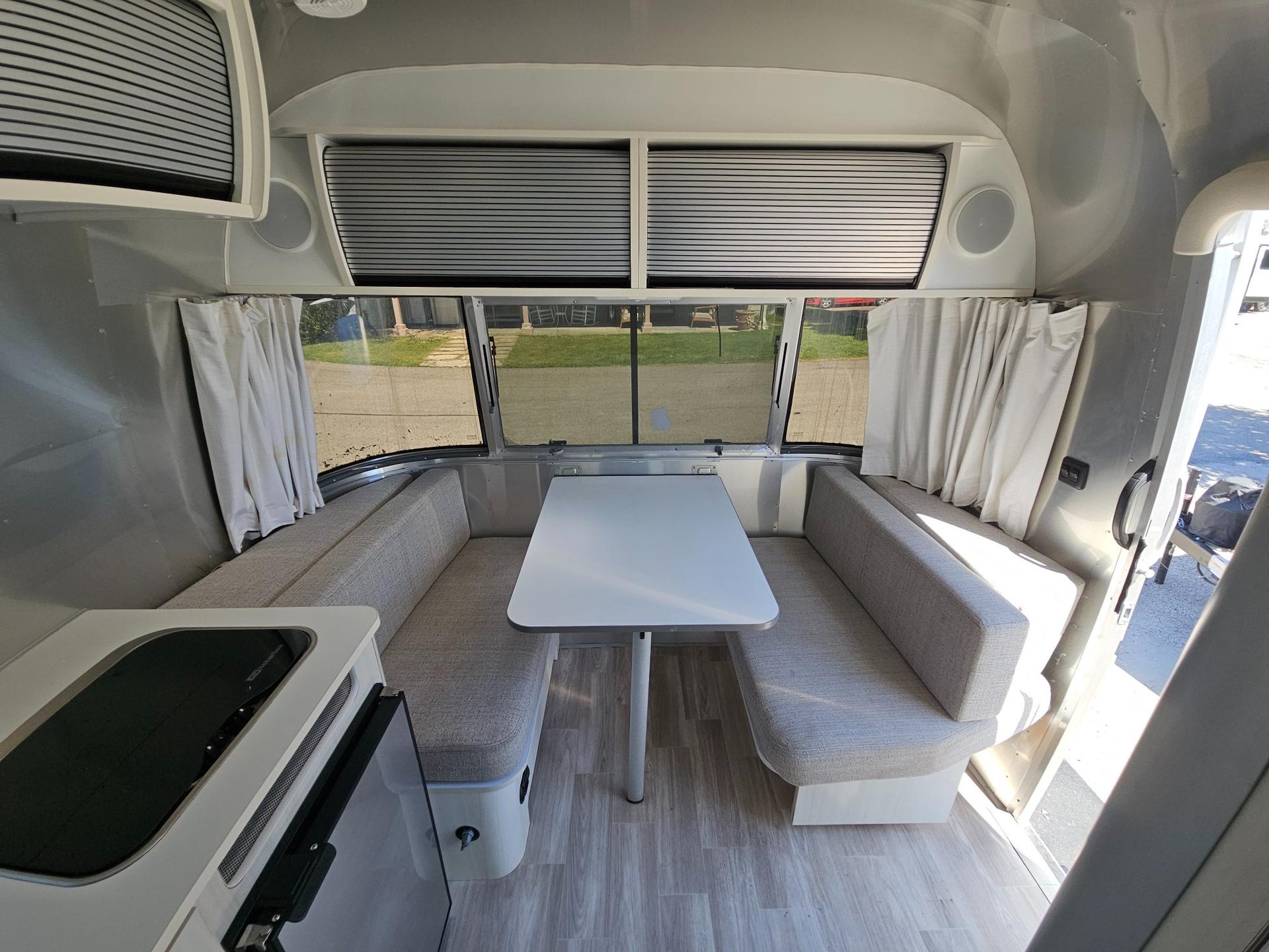 2022 Airstream 2022 Airstream Bambi - thumbnail 7
