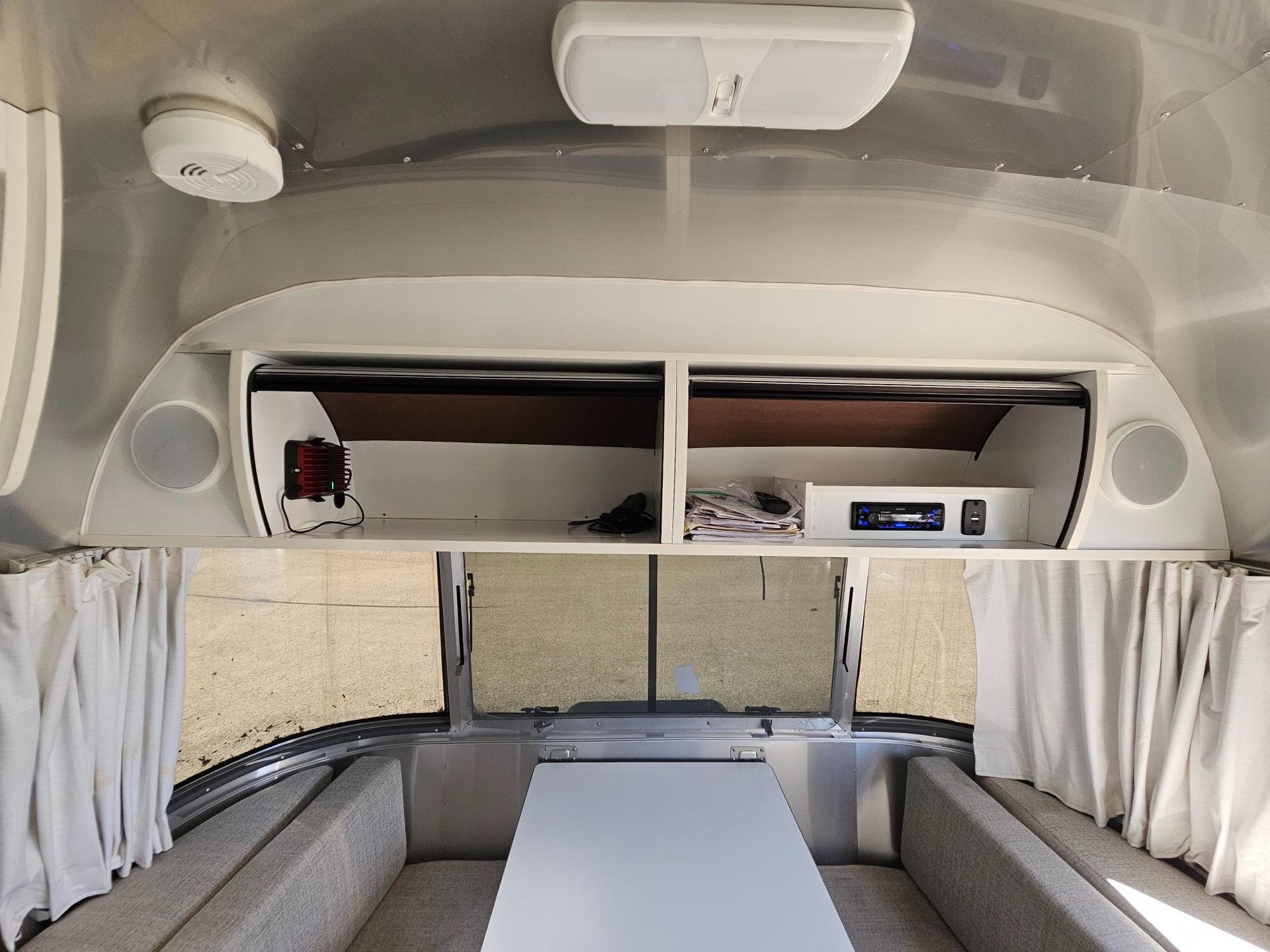 2022 Airstream 2022 Airstream Bambi - thumbnail 10