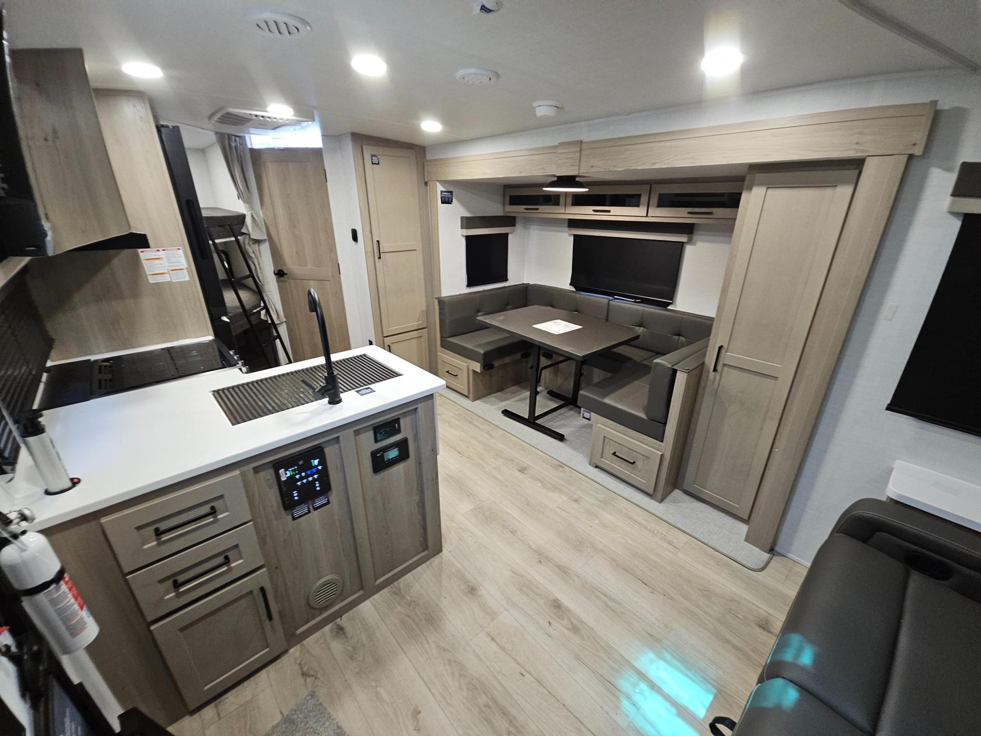 2026 Forest River RV 2026 Forest River RV Flagstaff Micro Lite - thumbnail 5