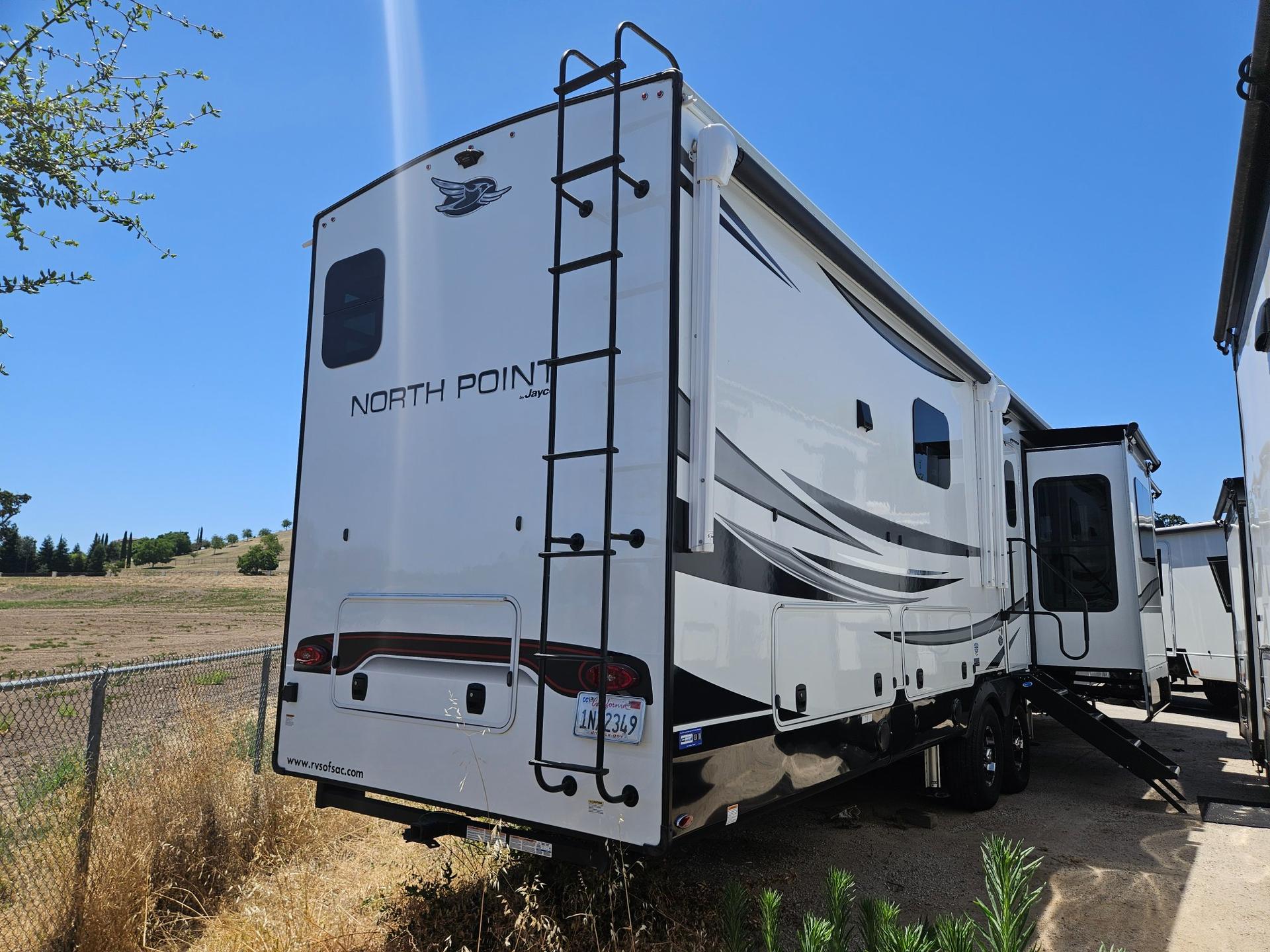 2023 Jayco 2023 Jayco North Point - thumbnail 2