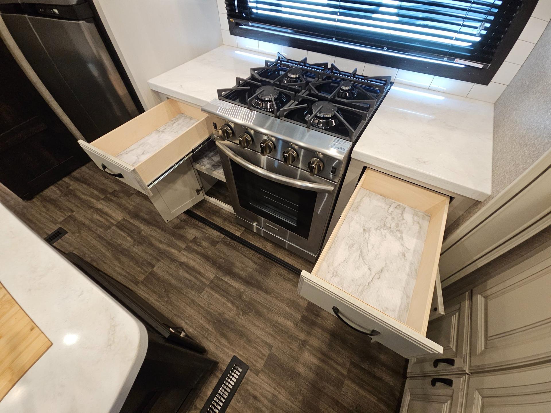 2023 Jayco 2023 Jayco North Point - thumbnail 11