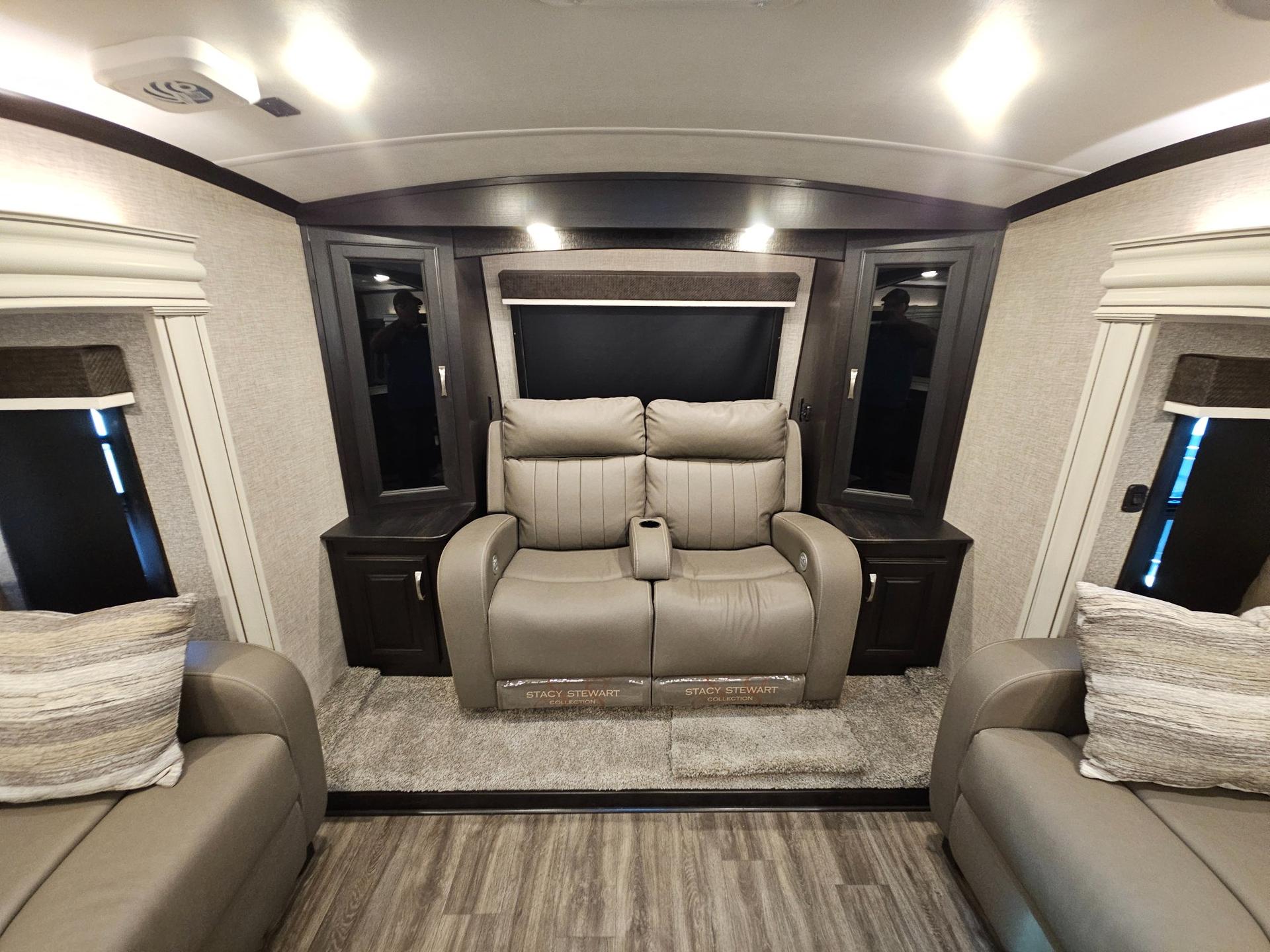 2023 Jayco 2023 Jayco North Point - thumbnail 19