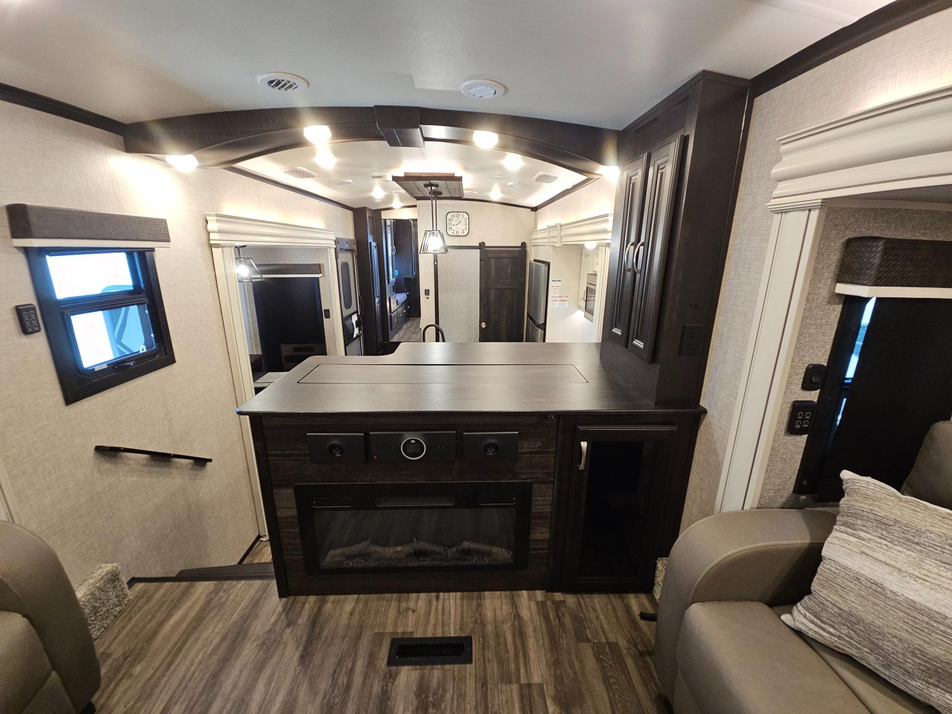 2023 Jayco 2023 Jayco North Point - thumbnail 24