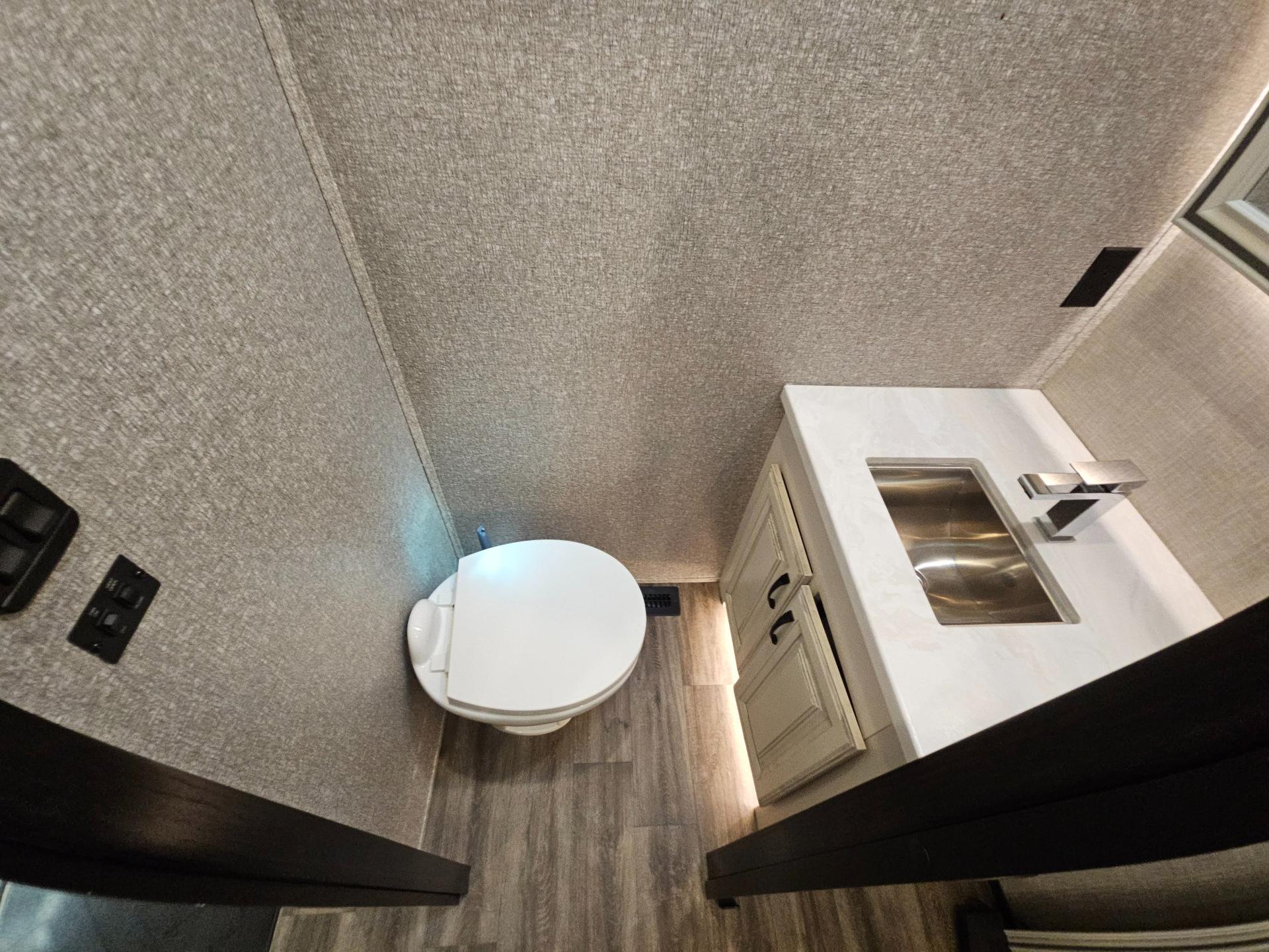 2023 Jayco 2023 Jayco North Point - thumbnail 29