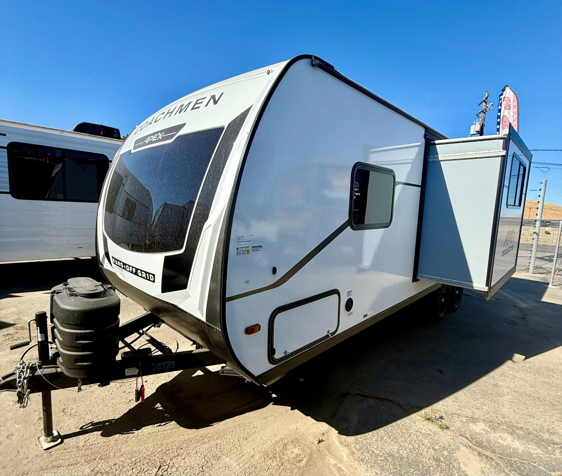 2026 Coachmen 2026 Coachmen Apex Nano - thumbnail 5