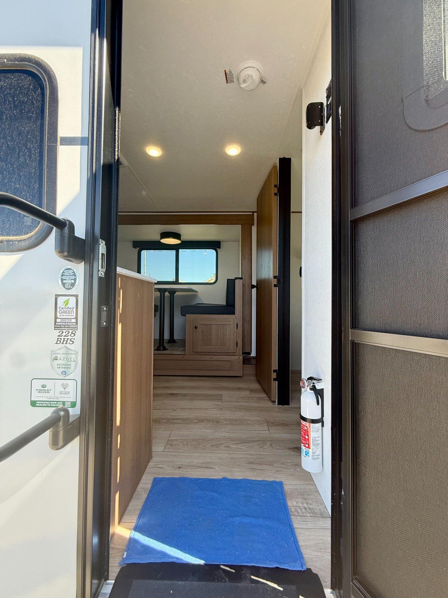 2026 Coachmen 2026 Coachmen Apex Nano - thumbnail 16