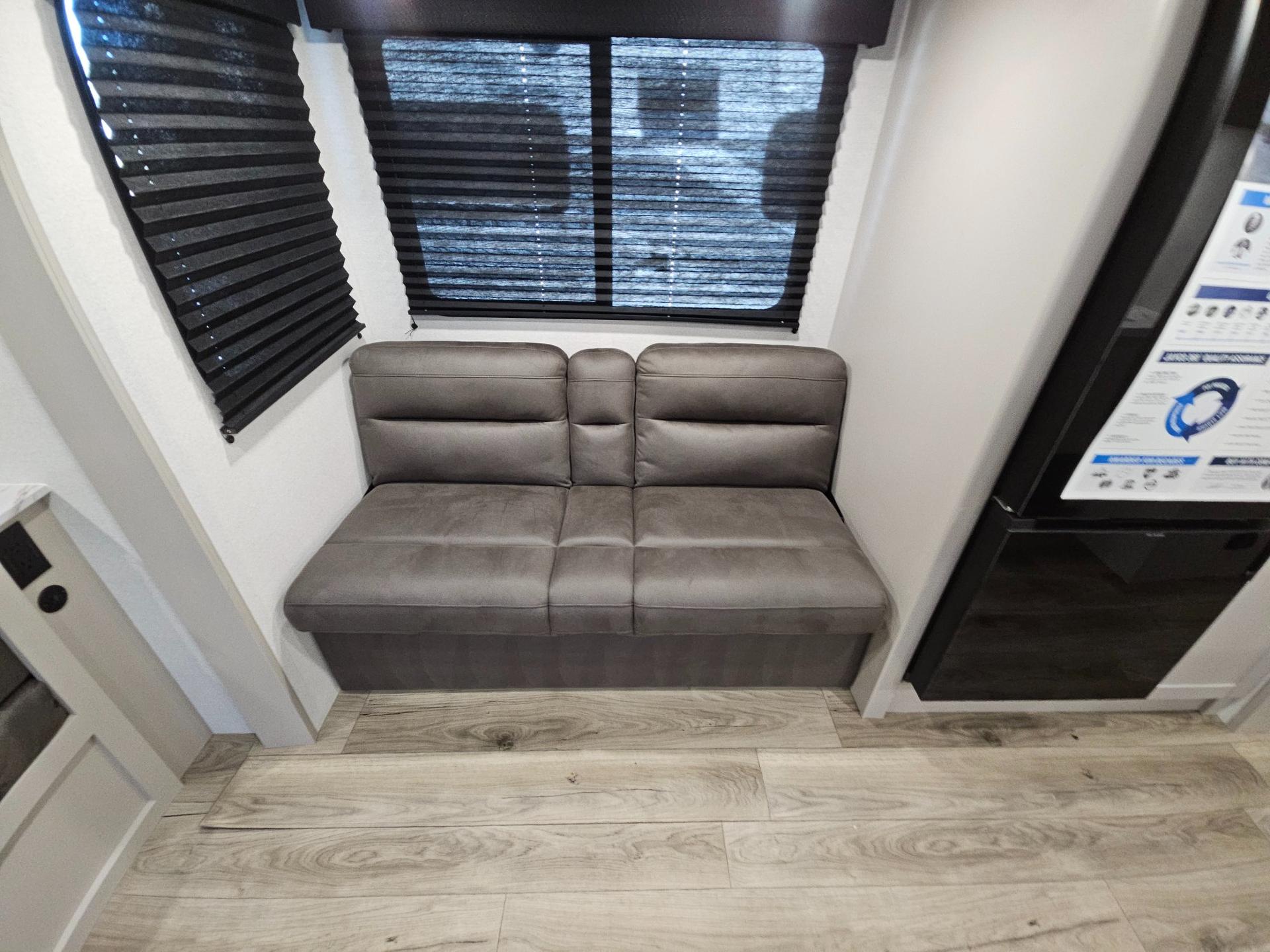 2026 Jayco 2026 Jayco Jay Feather SL - thumbnail 11
