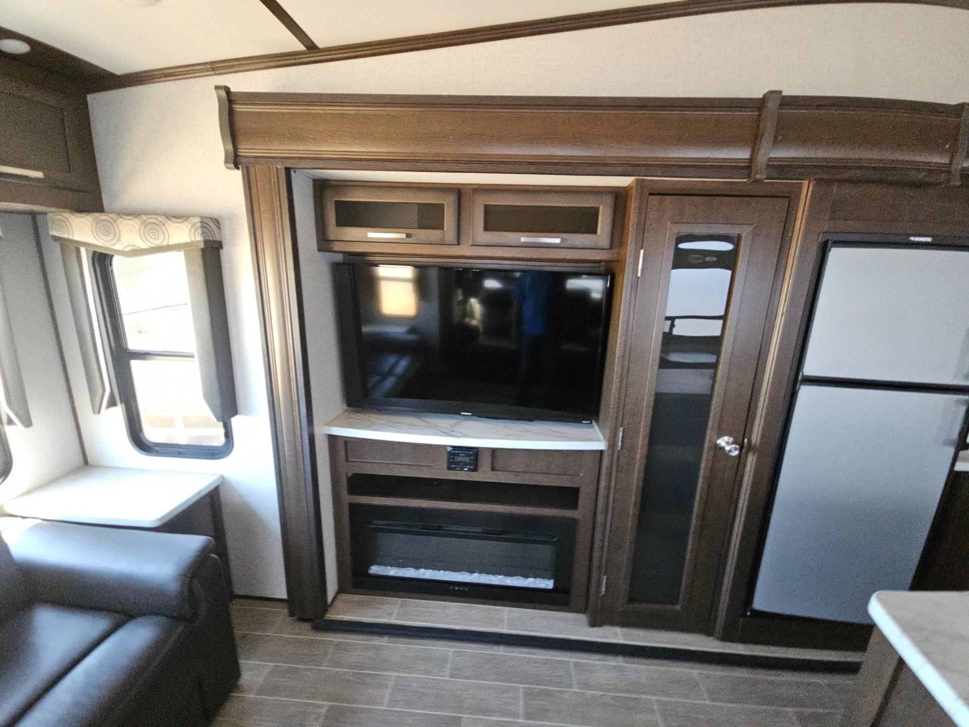2021 Keystone RV 2021 Keystone RV Atlas - thumbnail 10