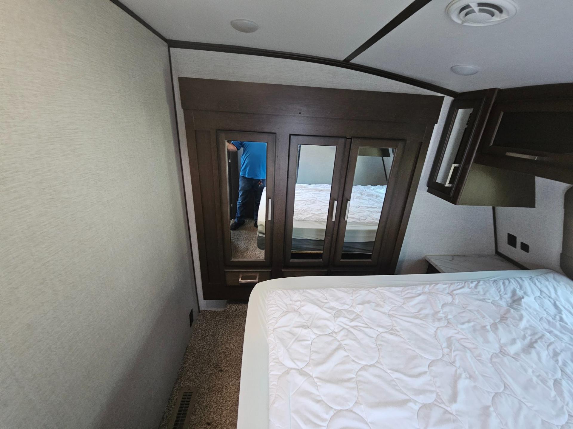 2021 Keystone RV 2021 Keystone RV Atlas - thumbnail 15