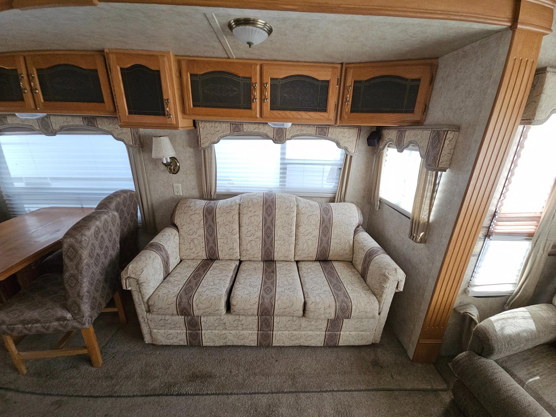 2007 Keystone RV 2007 Keystone RV Montana - thumbnail 5