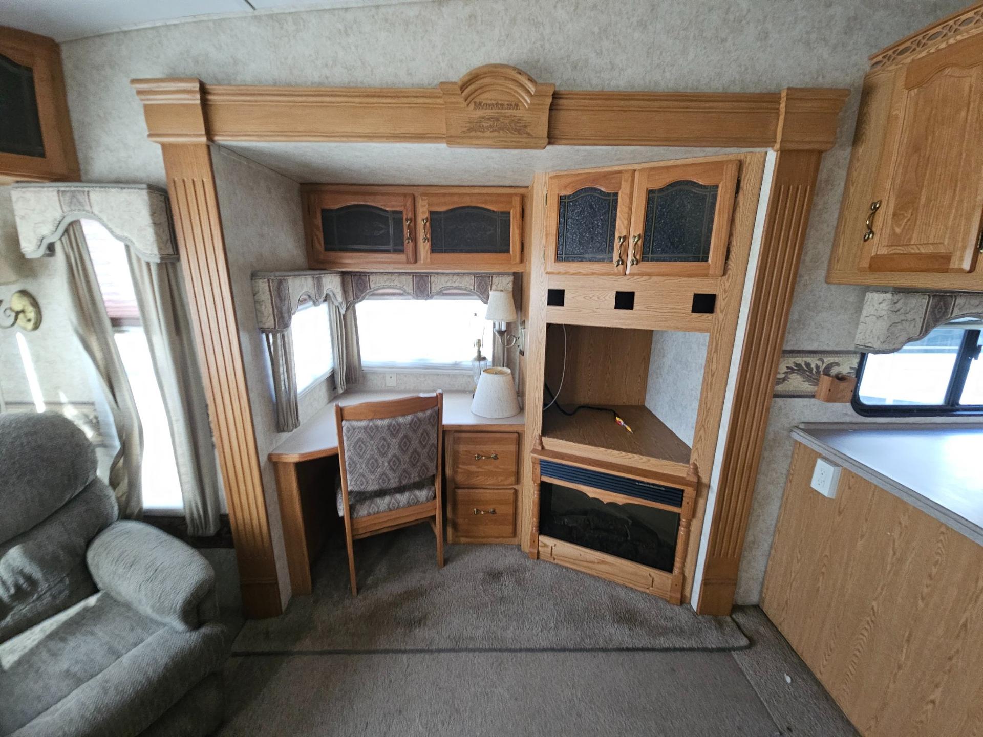 2007 Keystone RV 2007 Keystone RV Montana - thumbnail 7