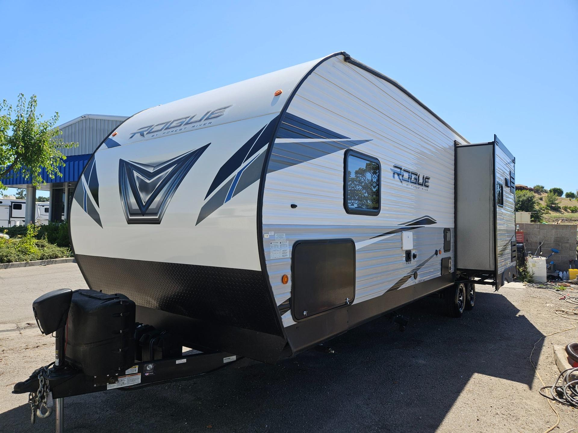 2021 Forest River RV 2021 Forest River RV Rogue - thumbnail 5