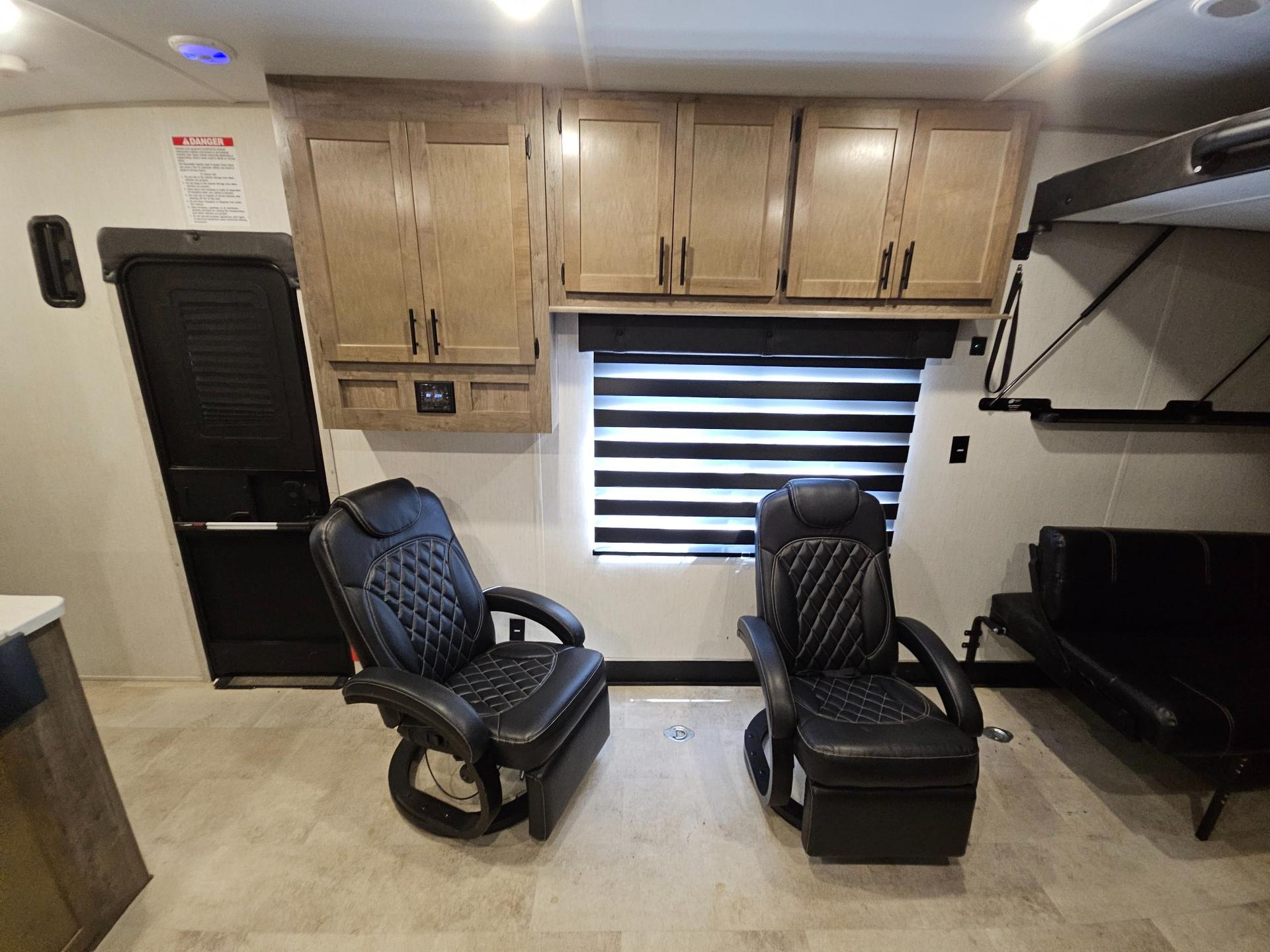 2021 Forest River RV 2021 Forest River RV Rogue - thumbnail 8
