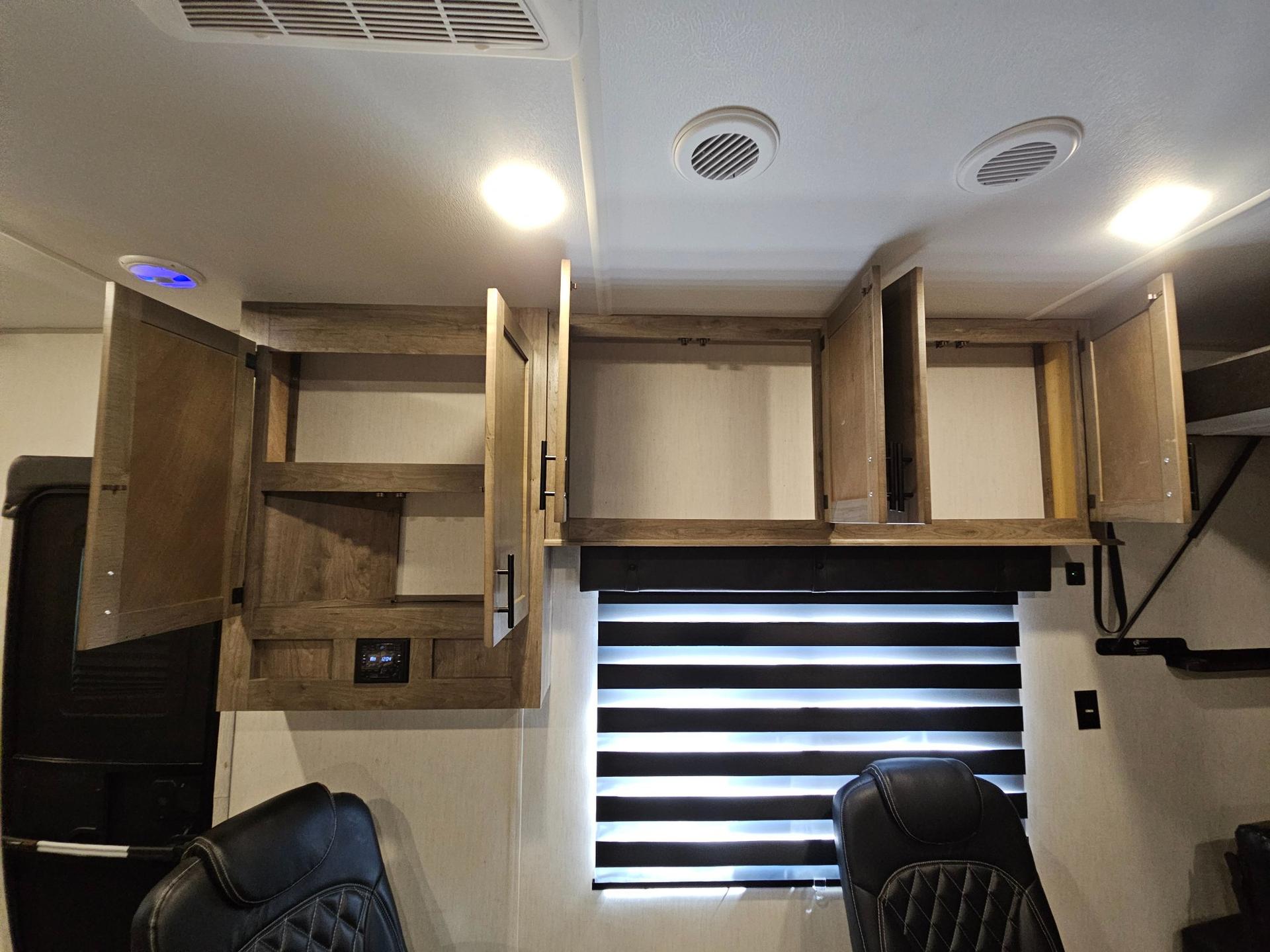2021 Forest River RV 2021 Forest River RV Rogue - thumbnail 10