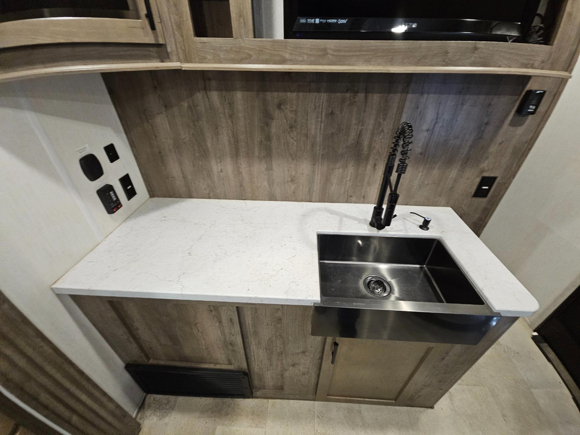 2021 Forest River RV 2021 Forest River RV Rogue - thumbnail 24